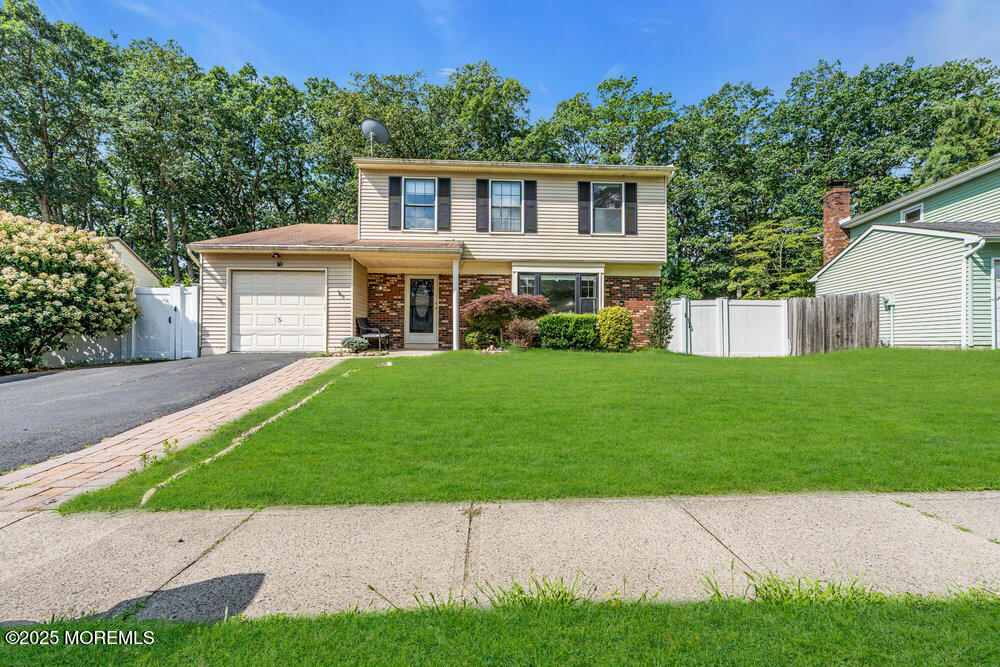 10 Flintlock Drive, Howell, NJ, 07731