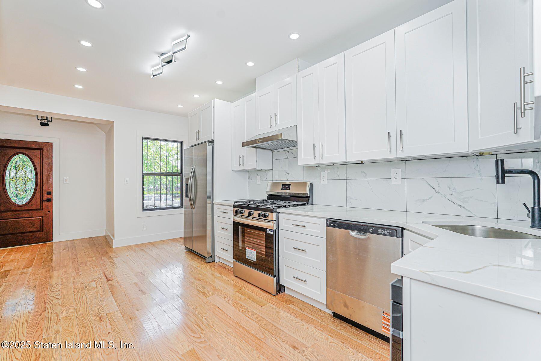 145-32 159th Street Image 4