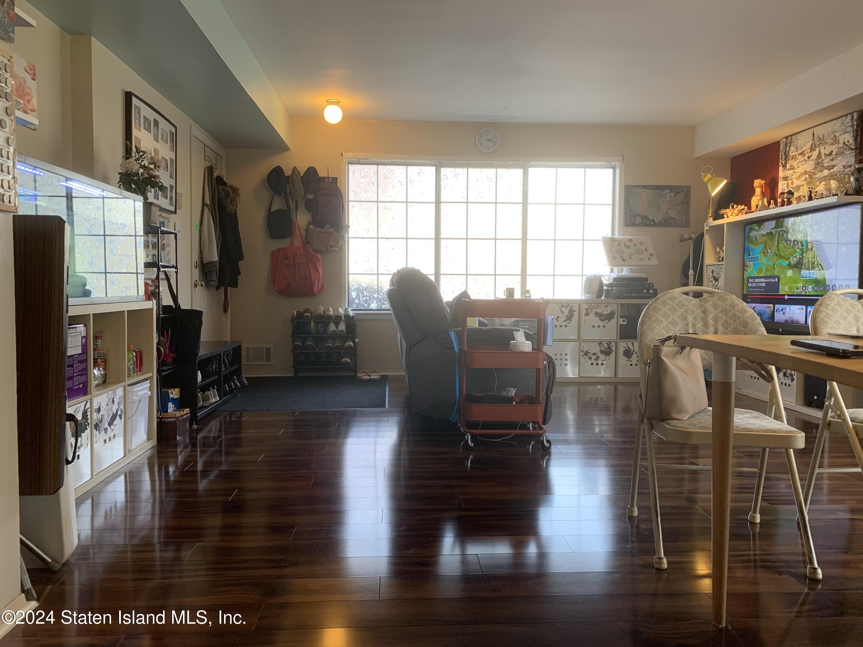 56 Saturn Lane Image 4