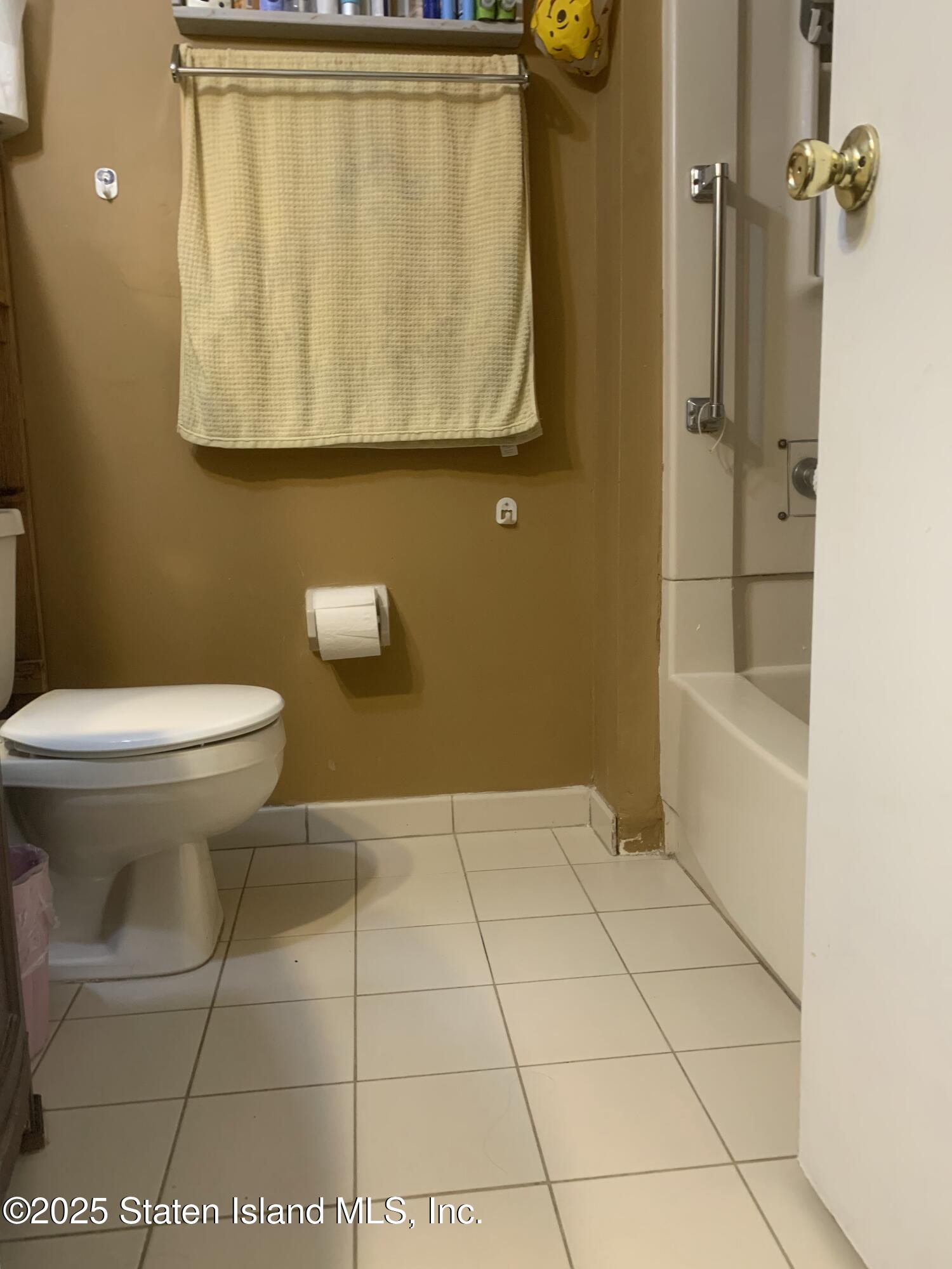 56 Saturn Lane, Staten Island, NY, 10314 image 12