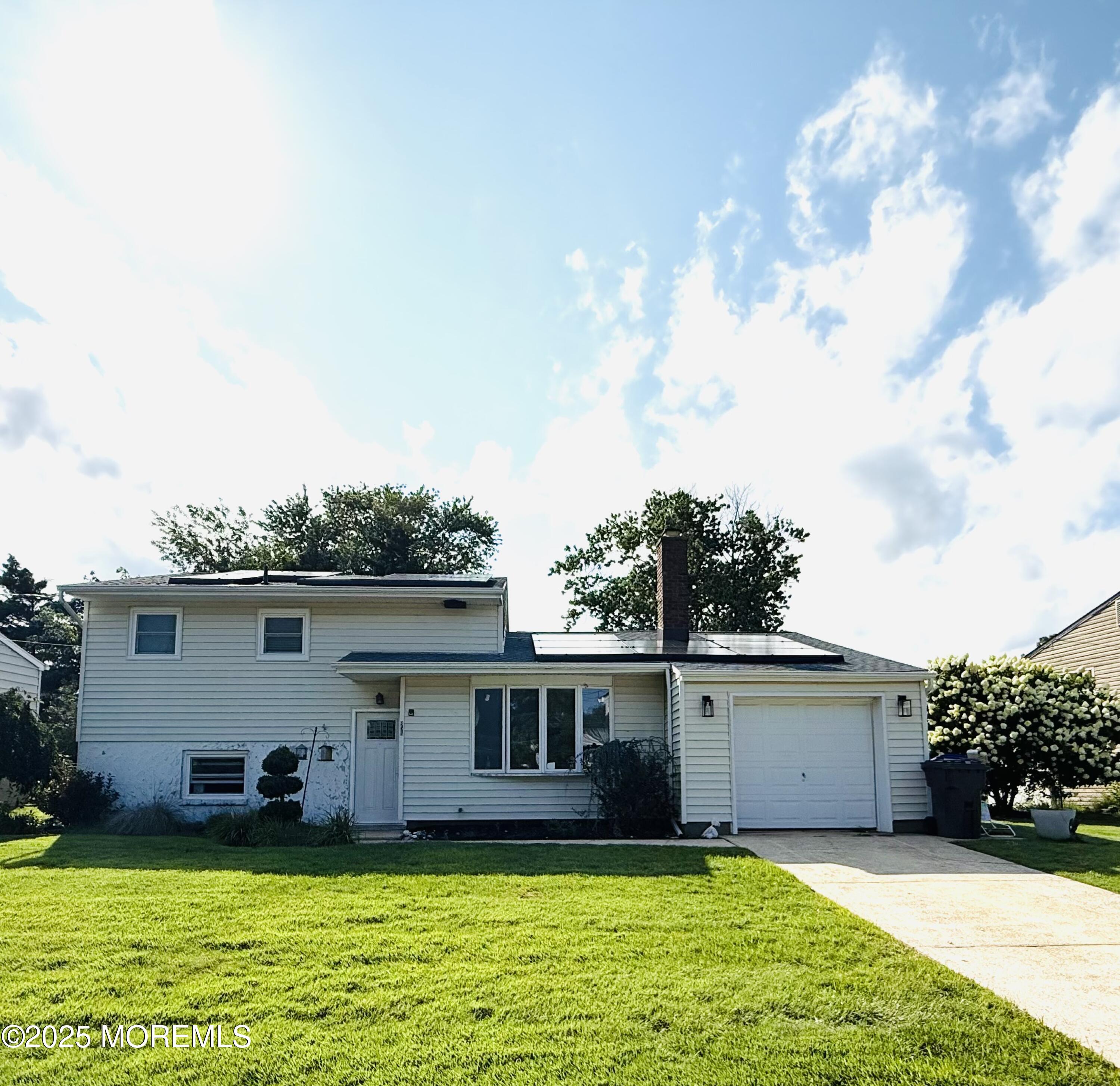 956 Meredith Drive Image 2