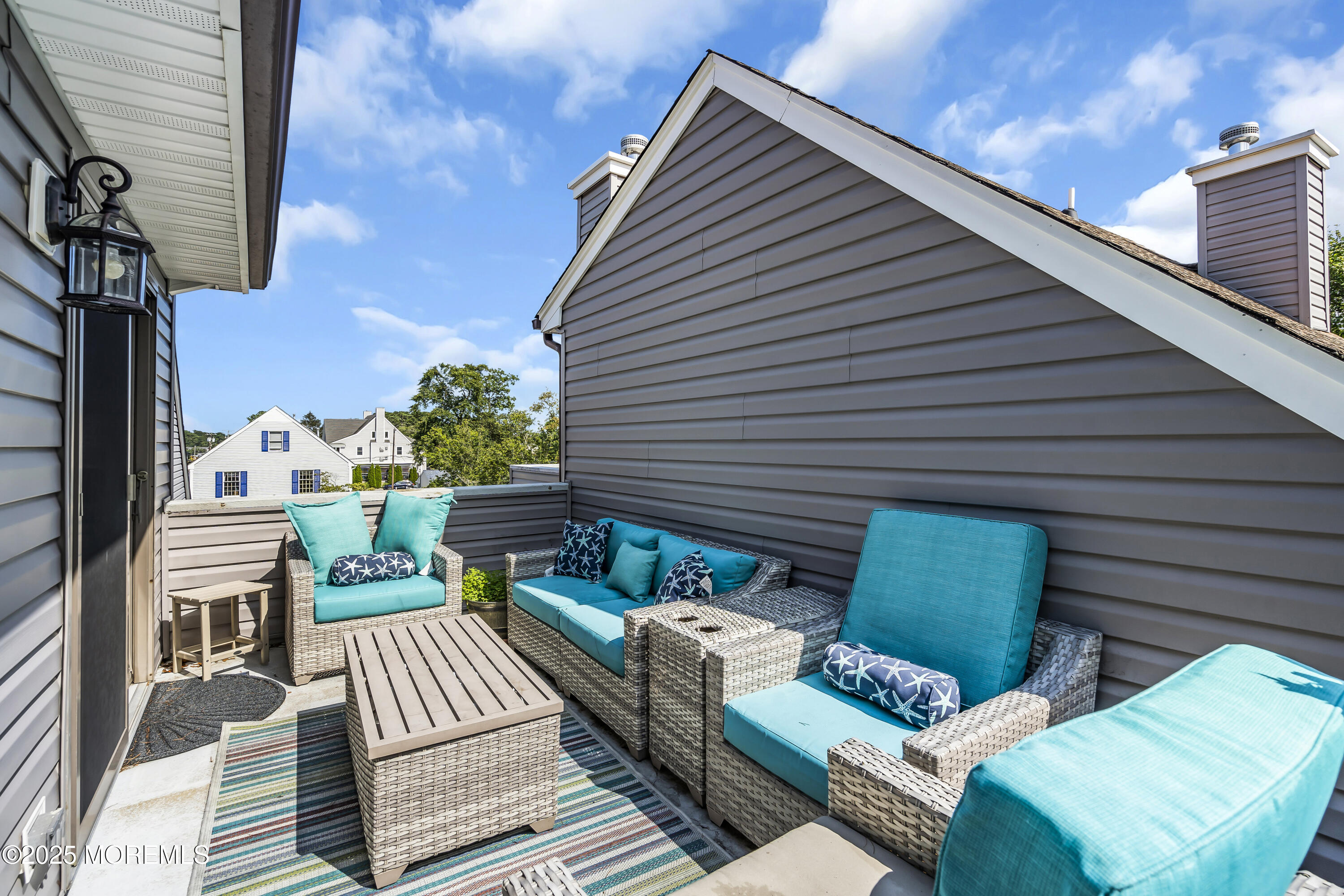 2230 Bridge Avenue 19 Image 3