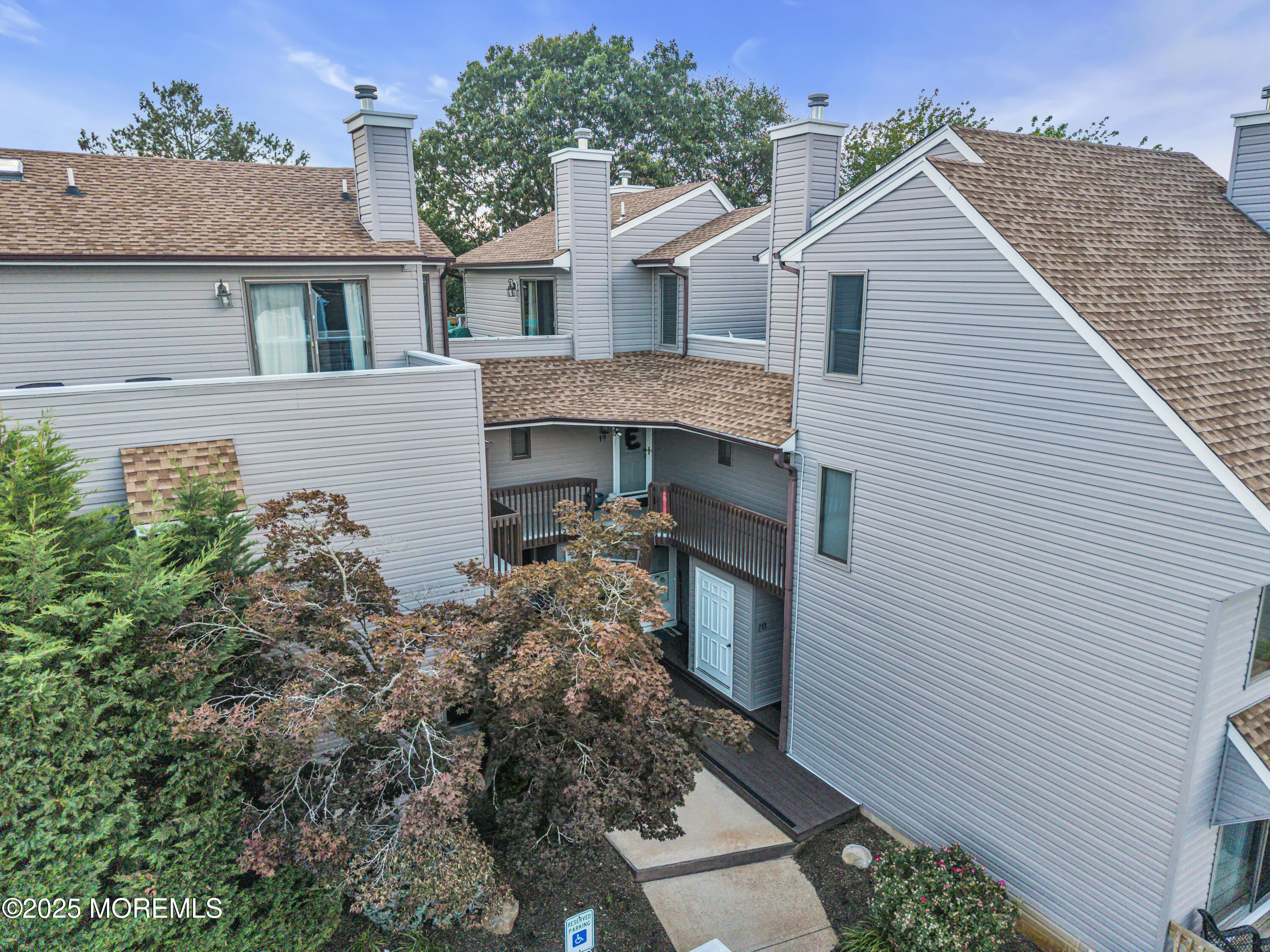 2230 Bridge Avenue 19 Image 2