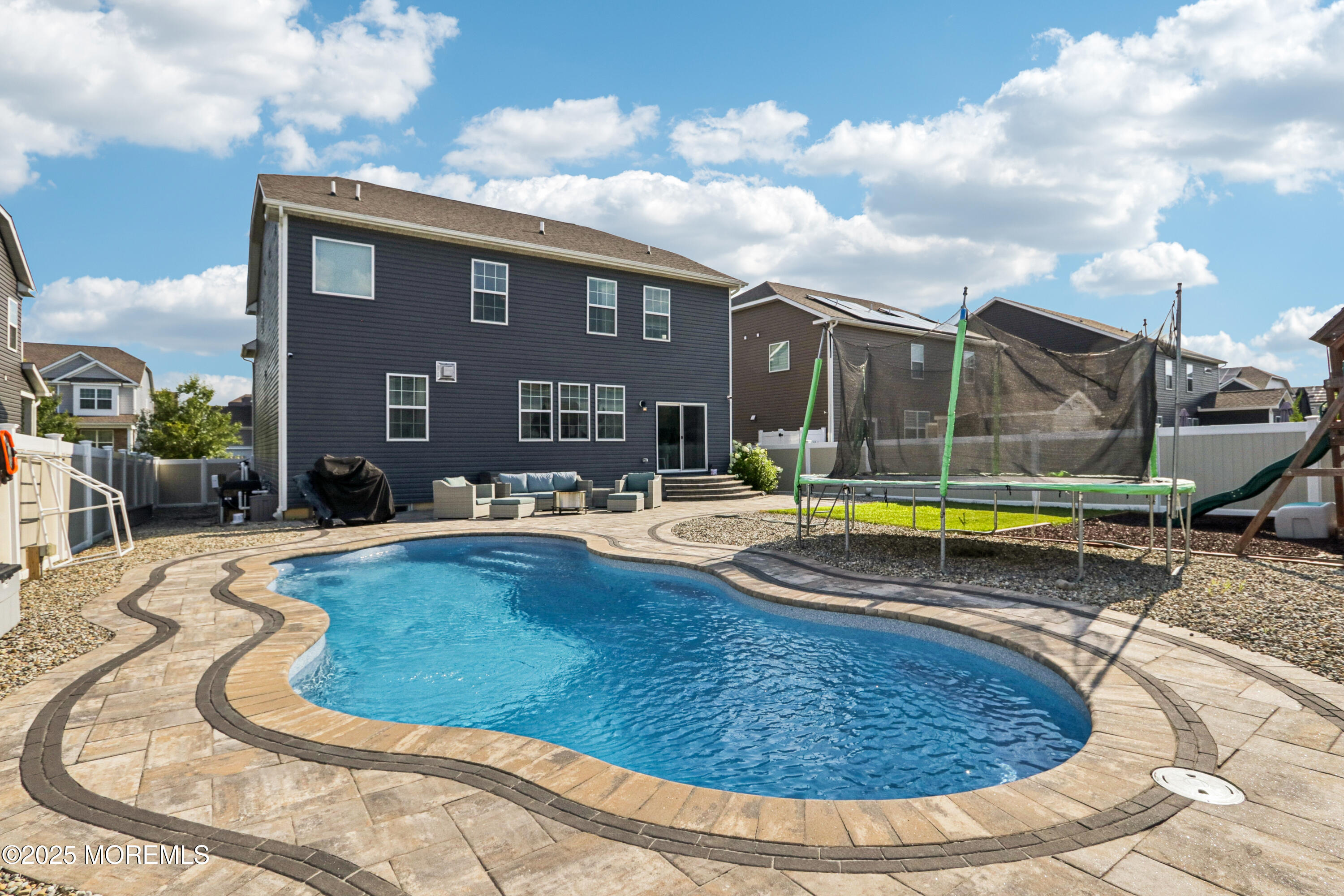 78 Bradshaw Drive Image 2