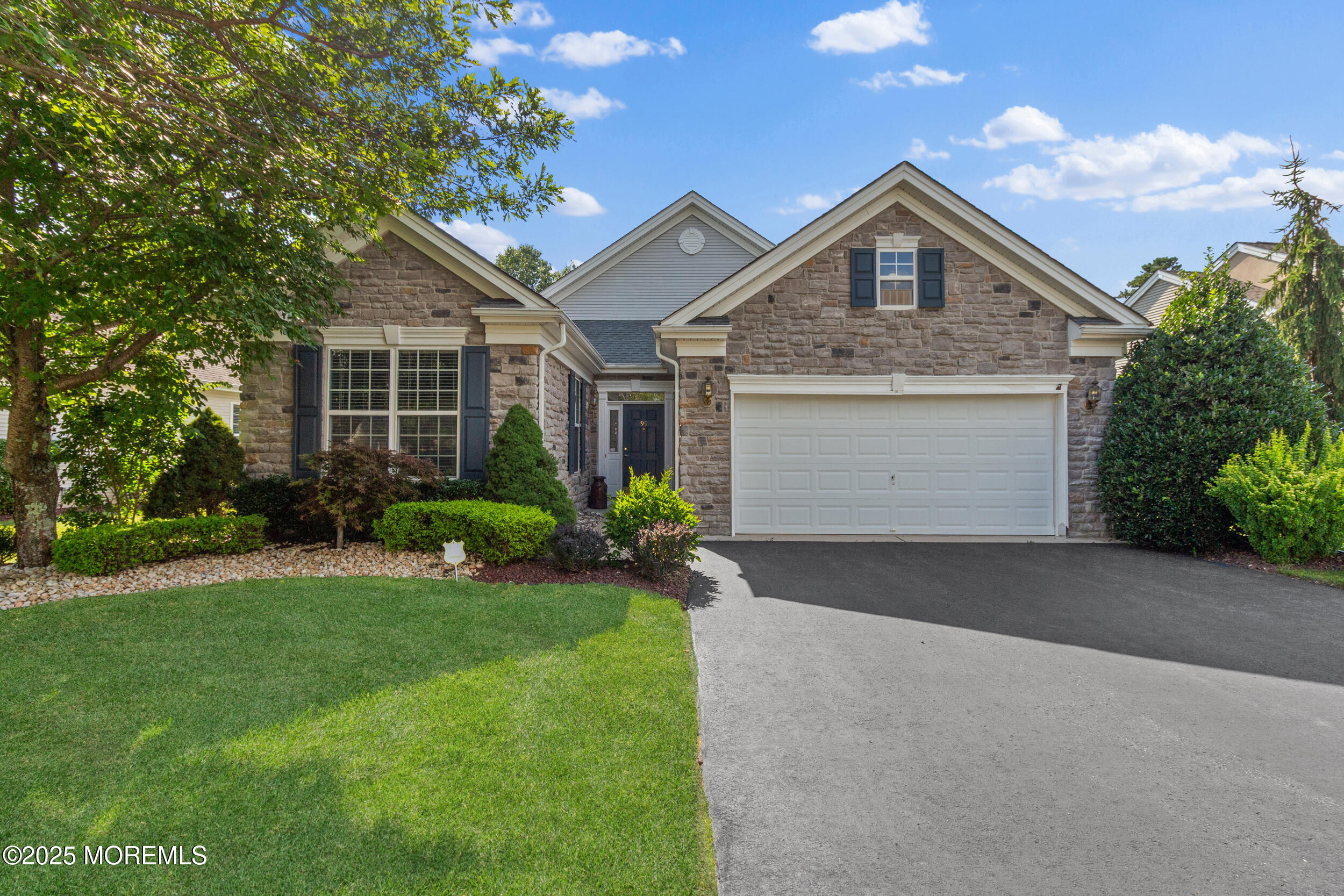 95 Gables Way, Jackson, NJ, 08527