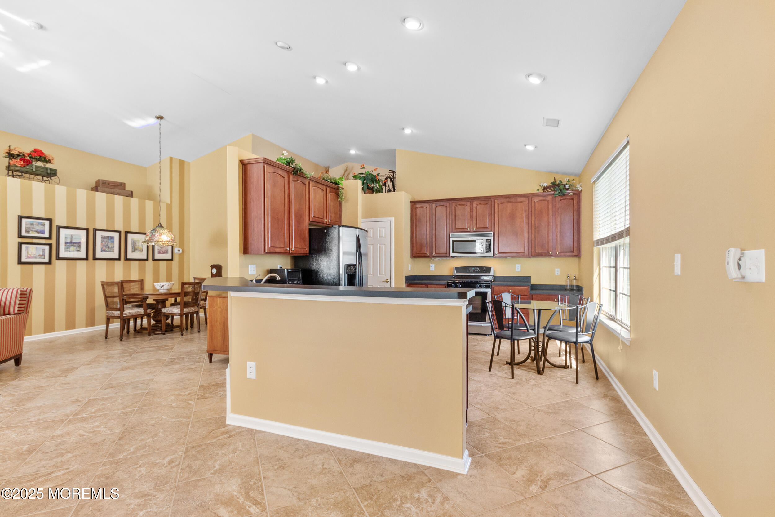 95 Gables Way, Jackson, NJ, 08527 image 7