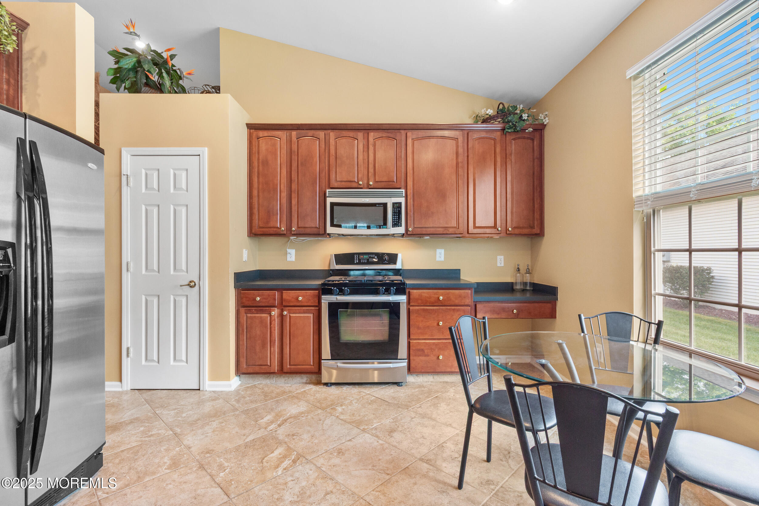 95 Gables Way, Jackson, NJ, 08527 image 10
