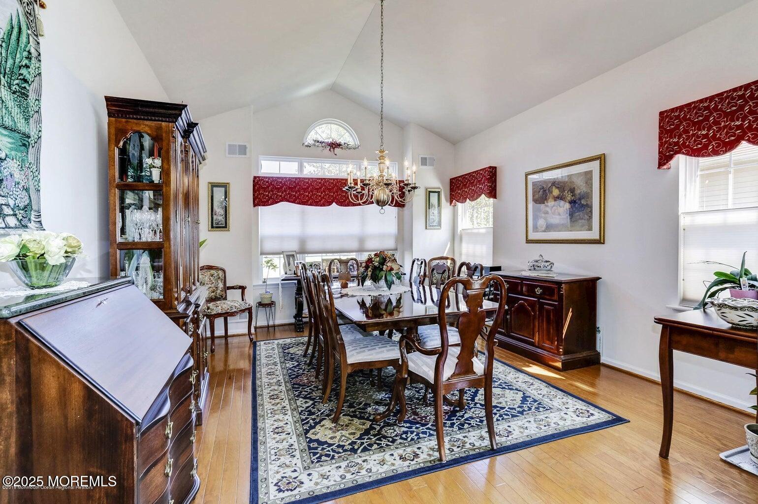 157 Valencia Drive Image 5