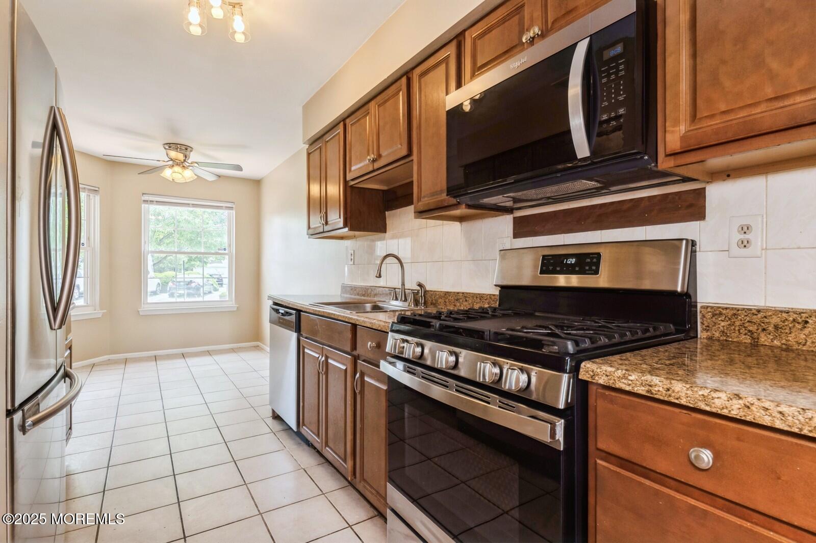 7 Sloop Sq, Freehold, NJ, 07728 image 6