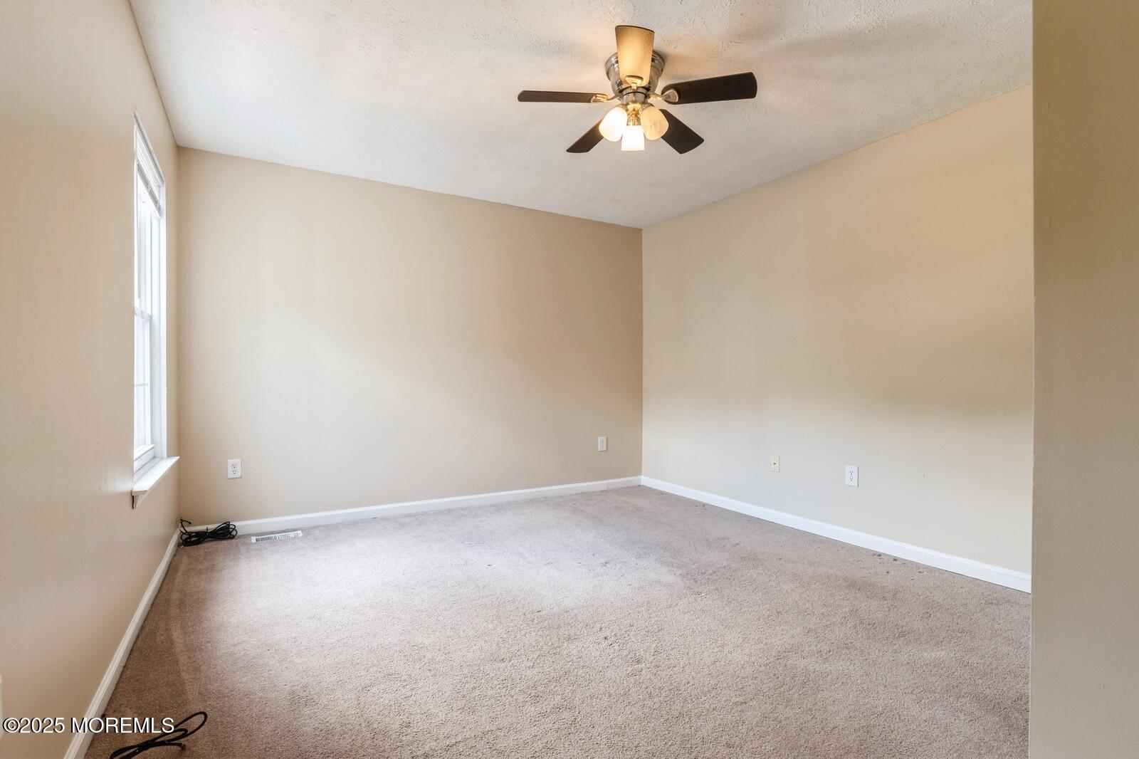 7 Sloop Sq, Freehold, NJ, 07728 image 18