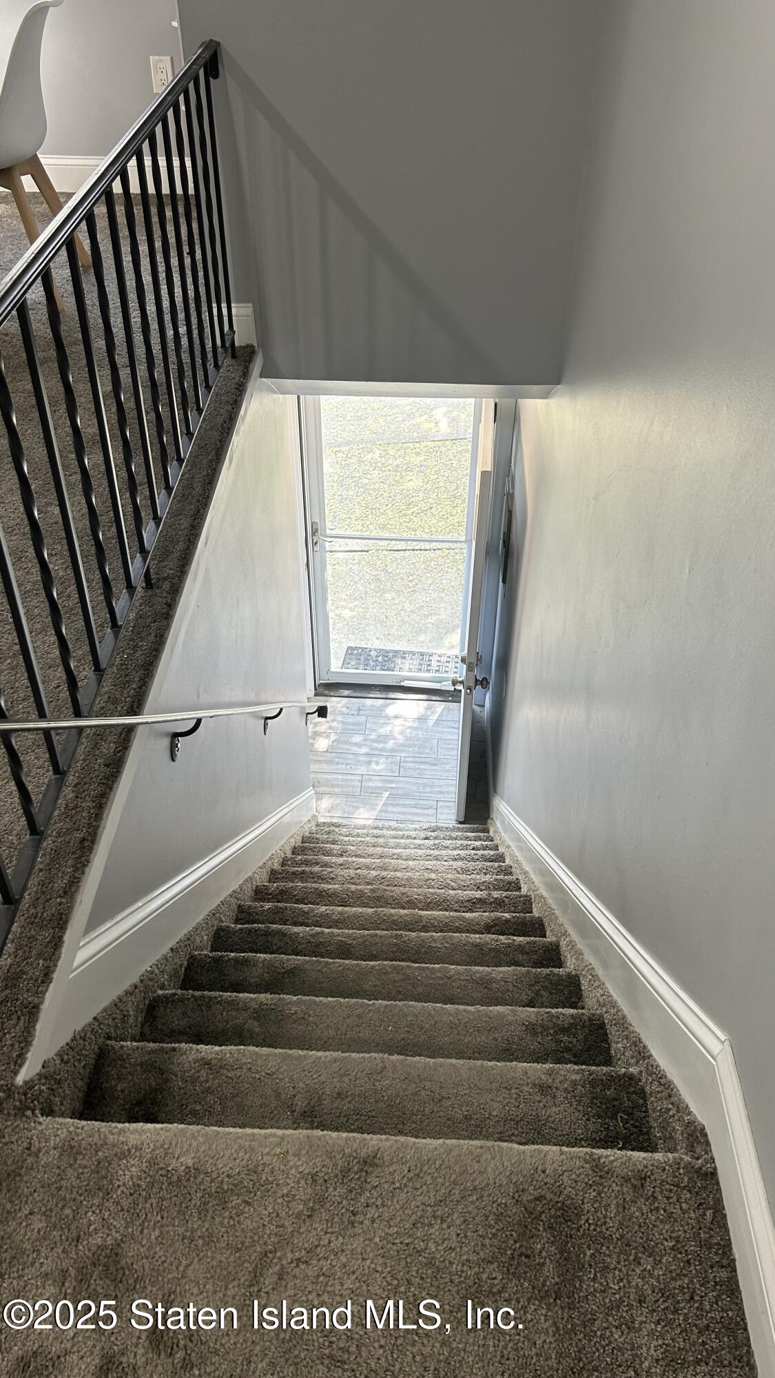 546 Buchanan Avenue B Image 2
