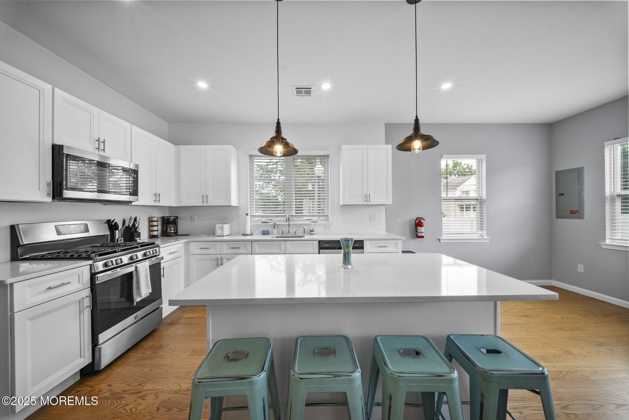1502 Heck Avenue Image 5