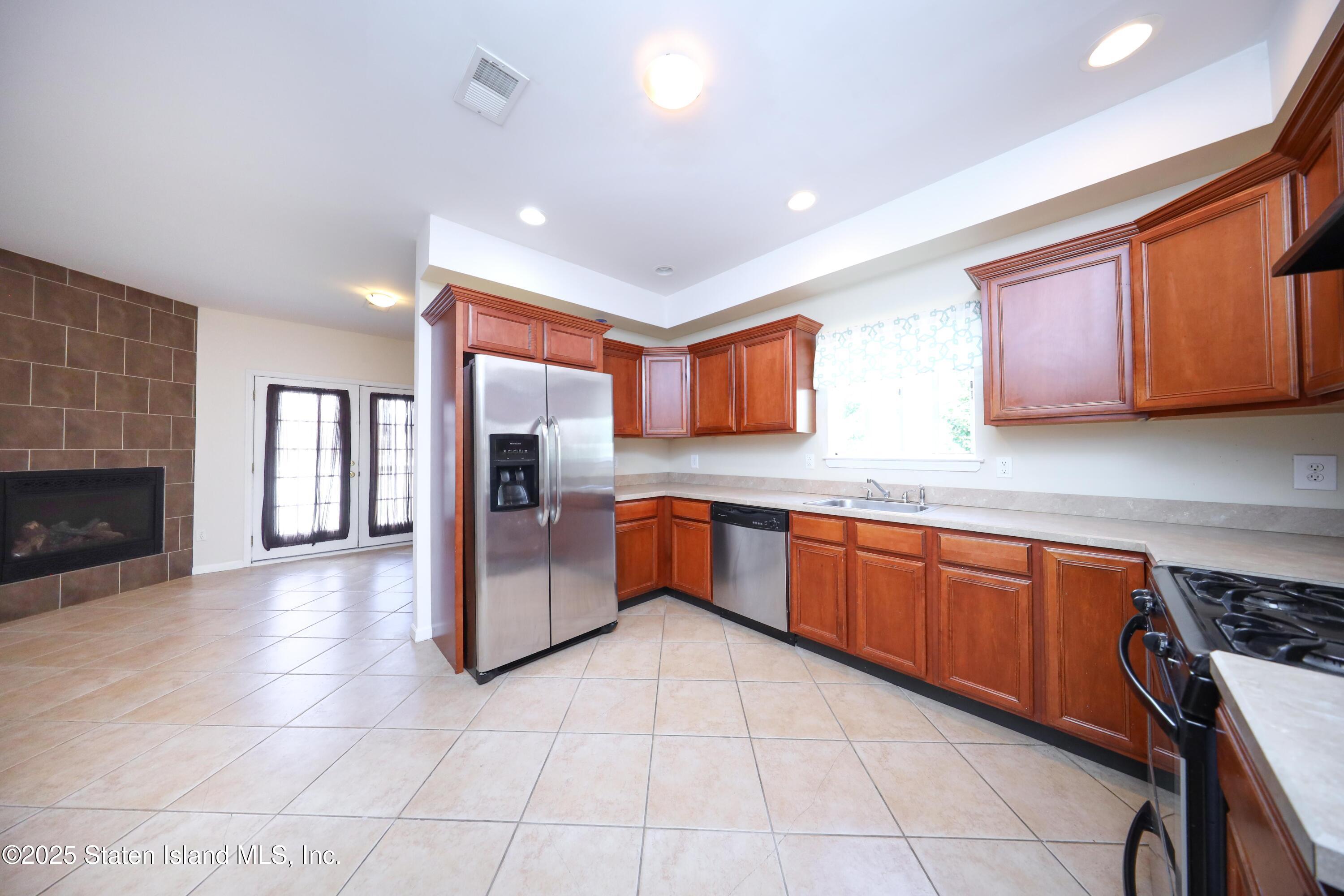 81 Gary Street, Staten Island, NY, 10312 image 8