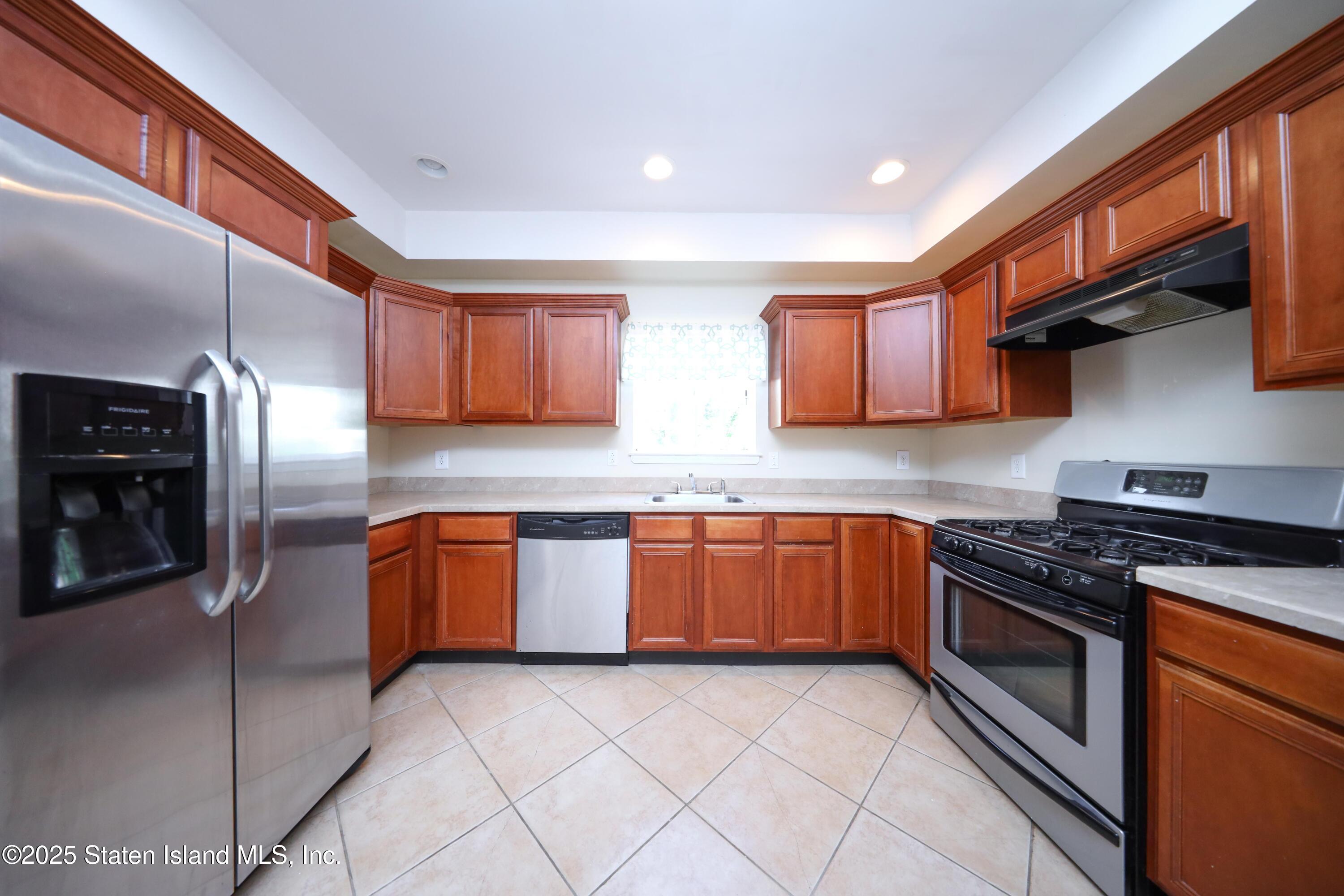81 Gary Street, Staten Island, NY, 10312 image 7