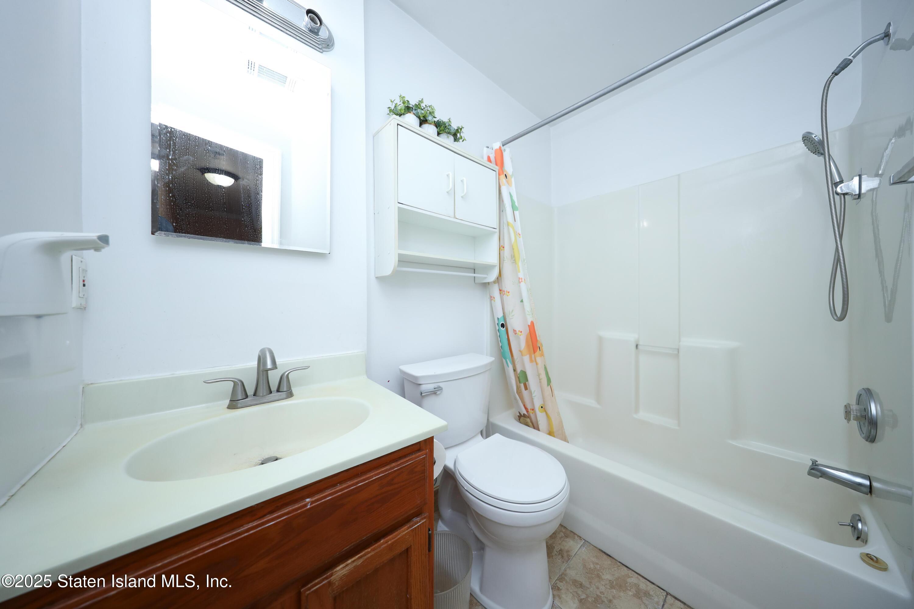 45 Ilyssa Way, Staten Island, NY, 10312 image 20
