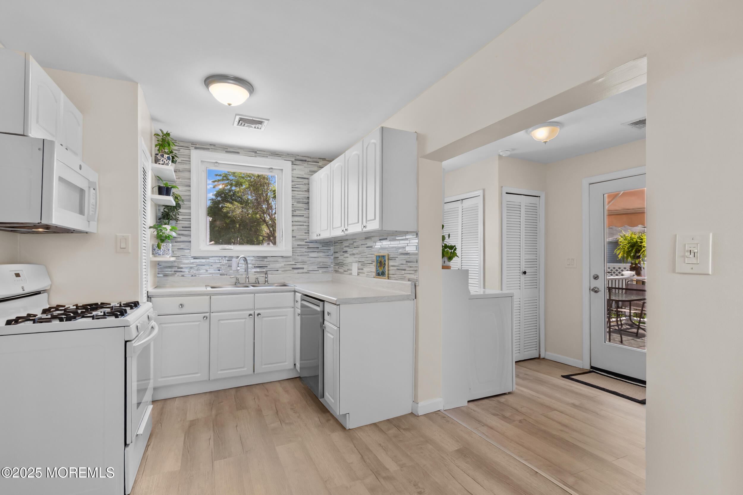 34 Lohsen Avenue, Keansburg, NJ, 07734 image 10