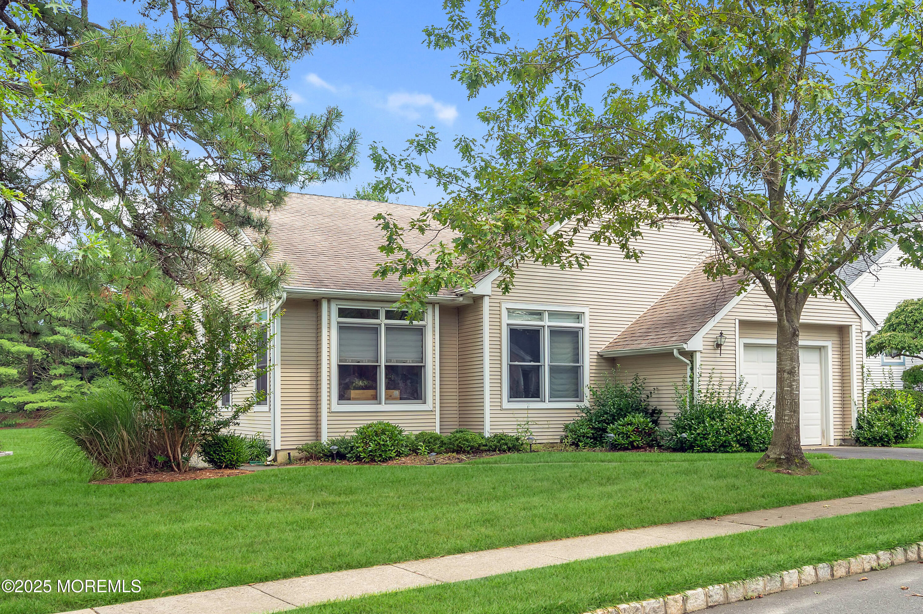12 Springlawn Drive Image 2