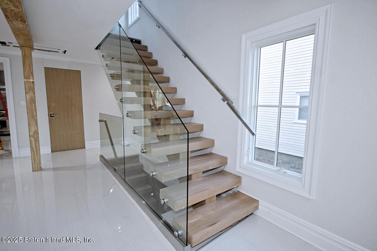 82 Piedmont Street, Staten Island, NY, 10305 image 10