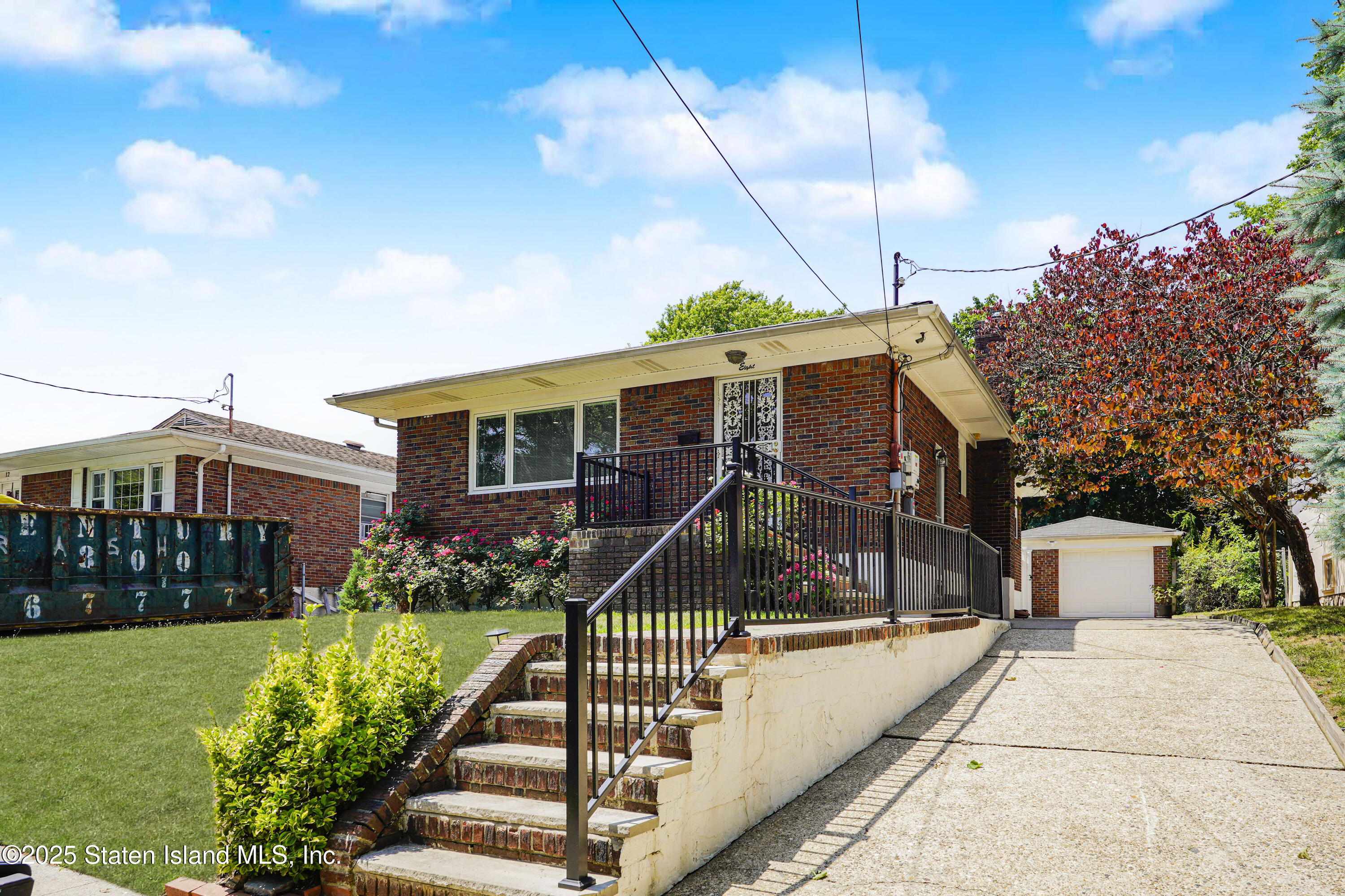 8 Piedmont Avenue Image 4