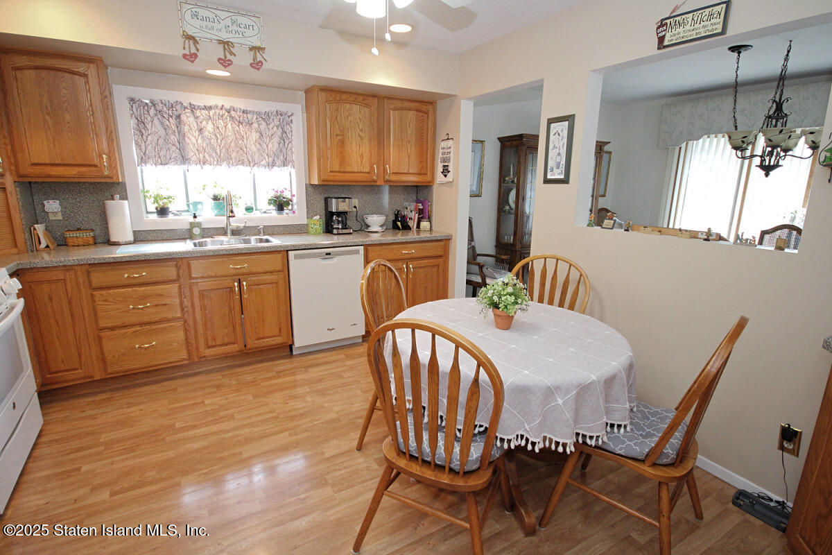 169 Lamoka Avenue, Staten Island, NY, 10308 image 22
