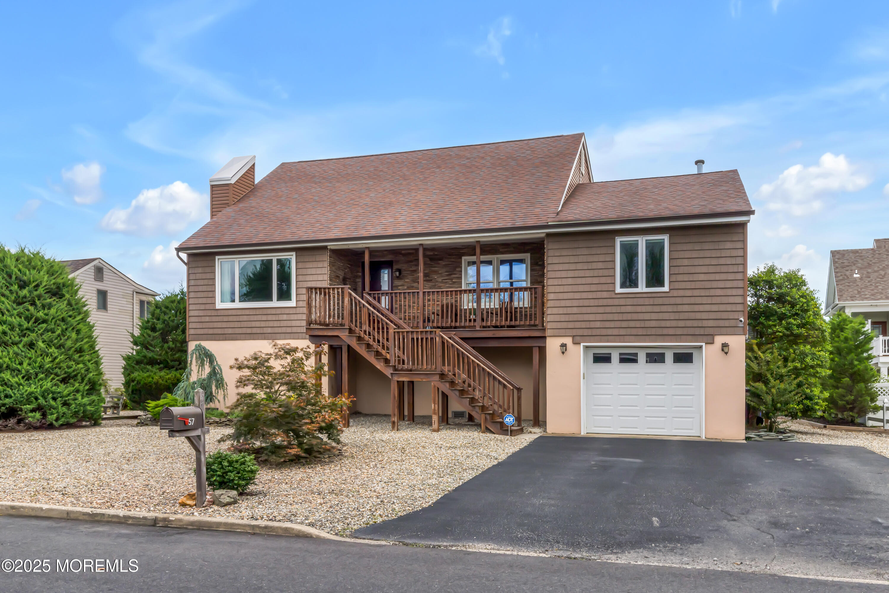 57 16th Street Image 2