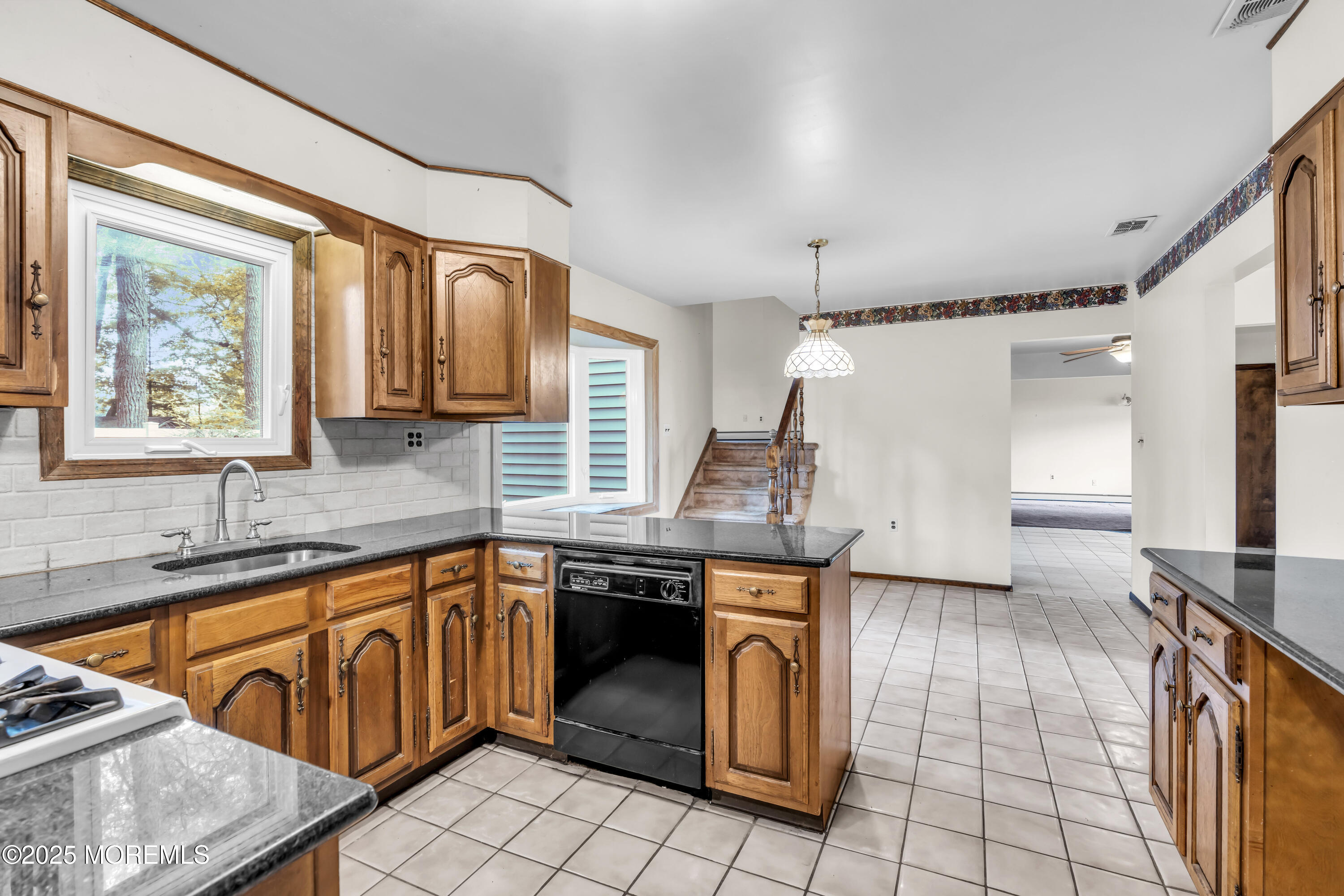 11 Phillips Mills Drive, Middletown, NJ, 07748 image 18