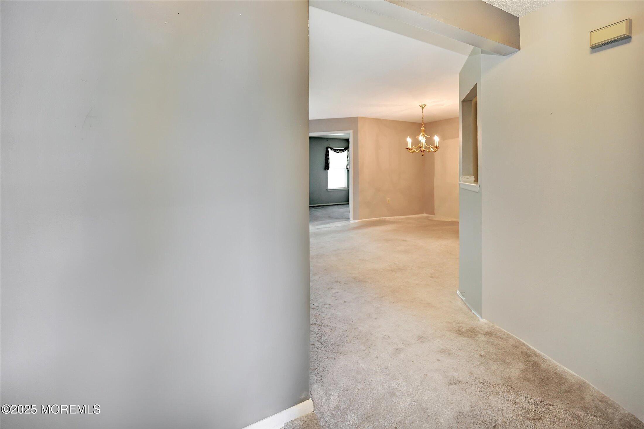 175 Forsythia Lane Image 3