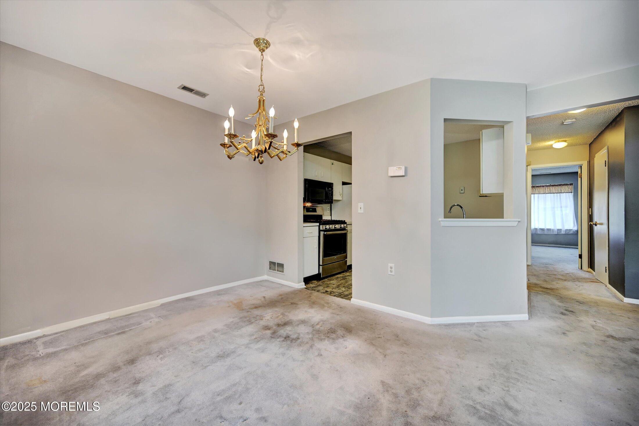 175 Forsythia Lane, Englishtown, NJ, 07726 image 9