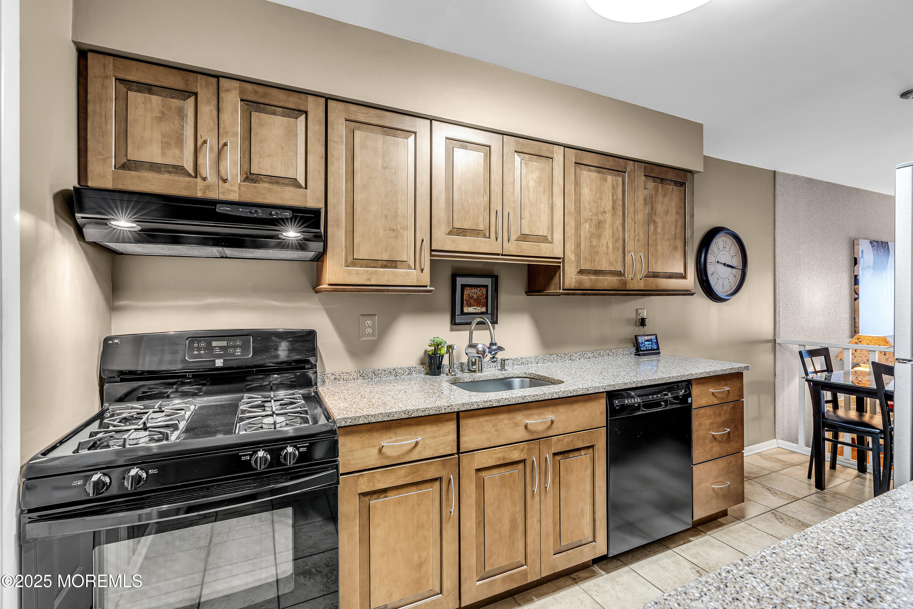 123 Lexington Circle, Matawan, NJ, 07747 image 18