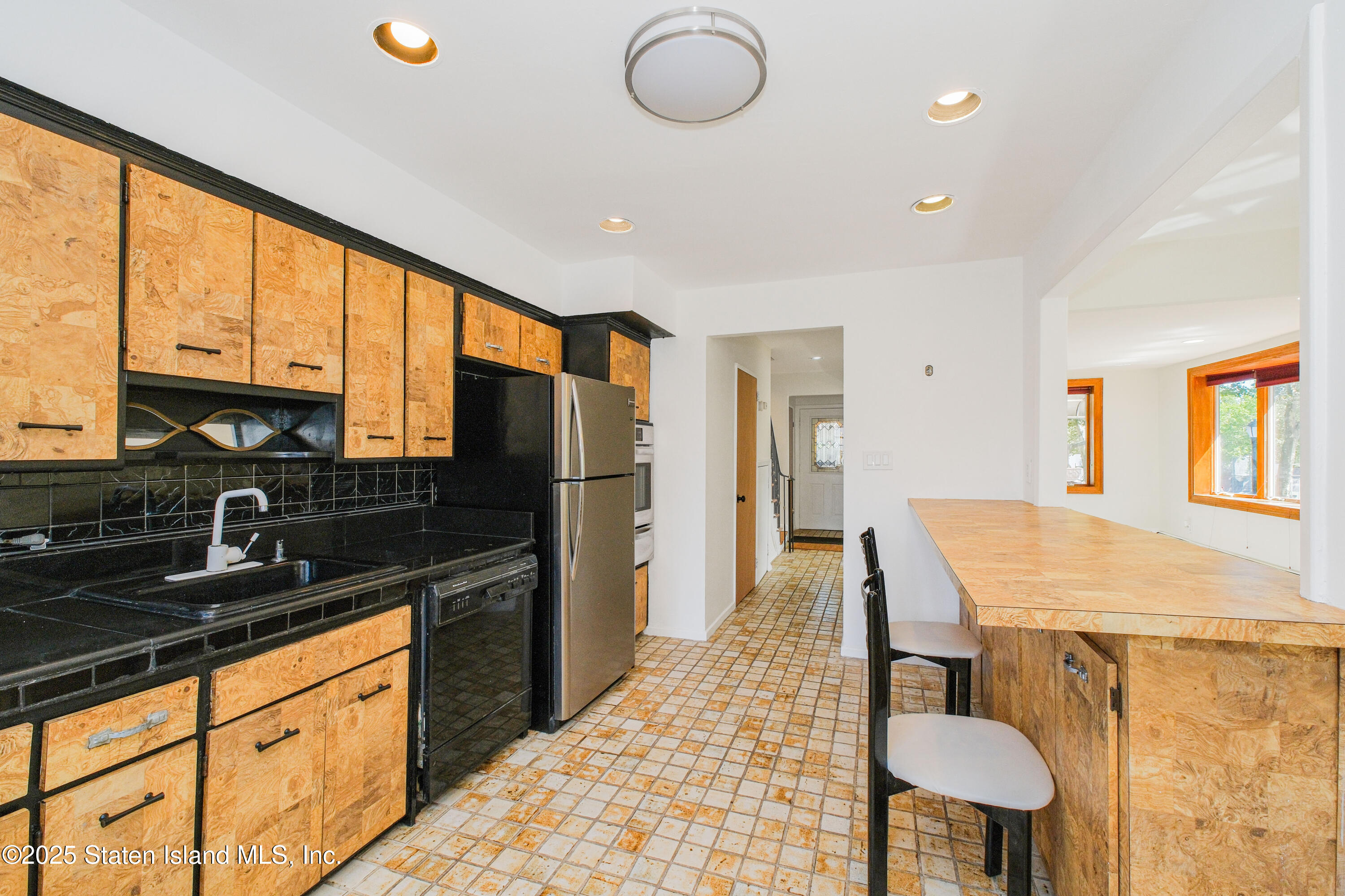 8884 17th Avenue Image 5