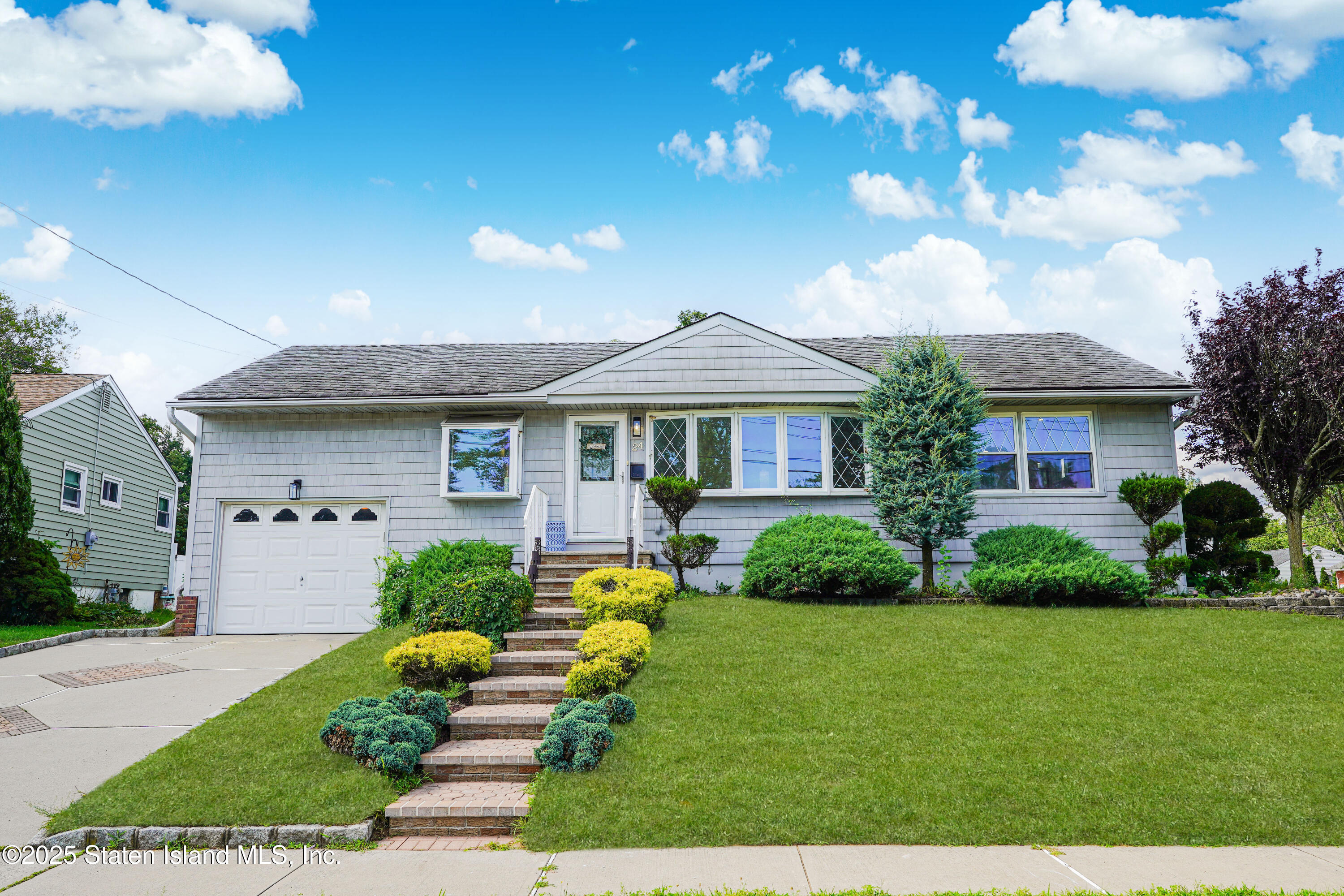 24 N Parkview Terrace, Hazlet, NJ, 07730