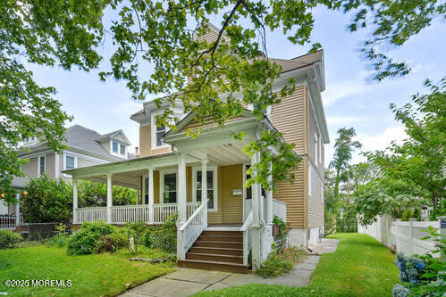 1005 5th Avenue Image 3