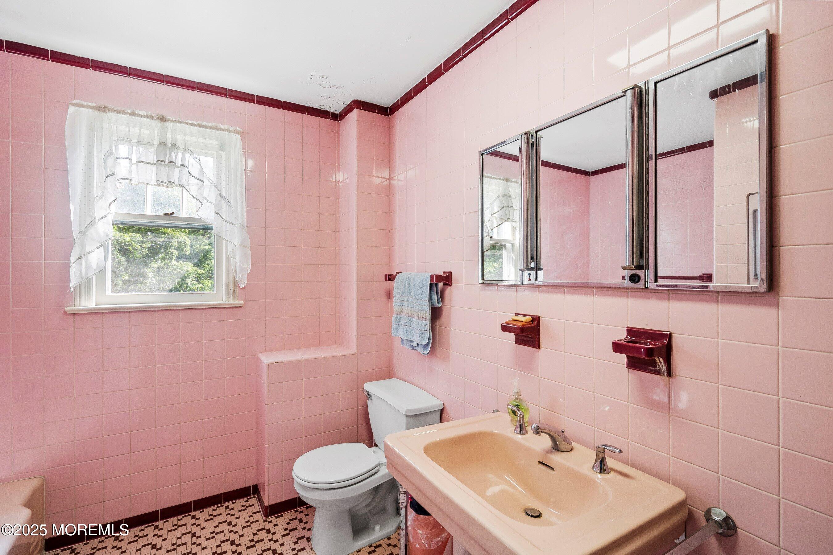 47 Court Street, Freehold, NJ, 07728 image 18