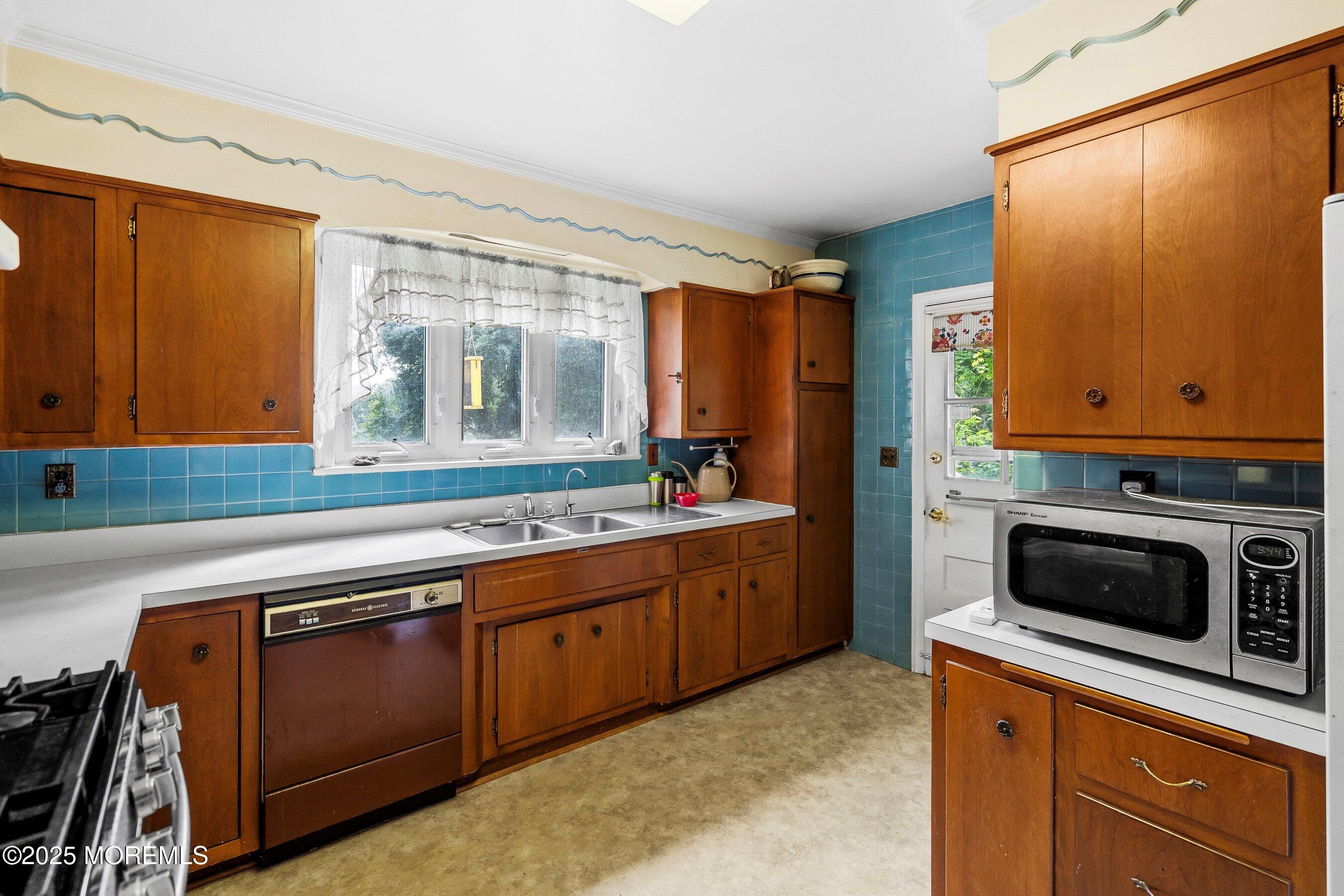 47 Court Street, Freehold, NJ, 07728 image 13