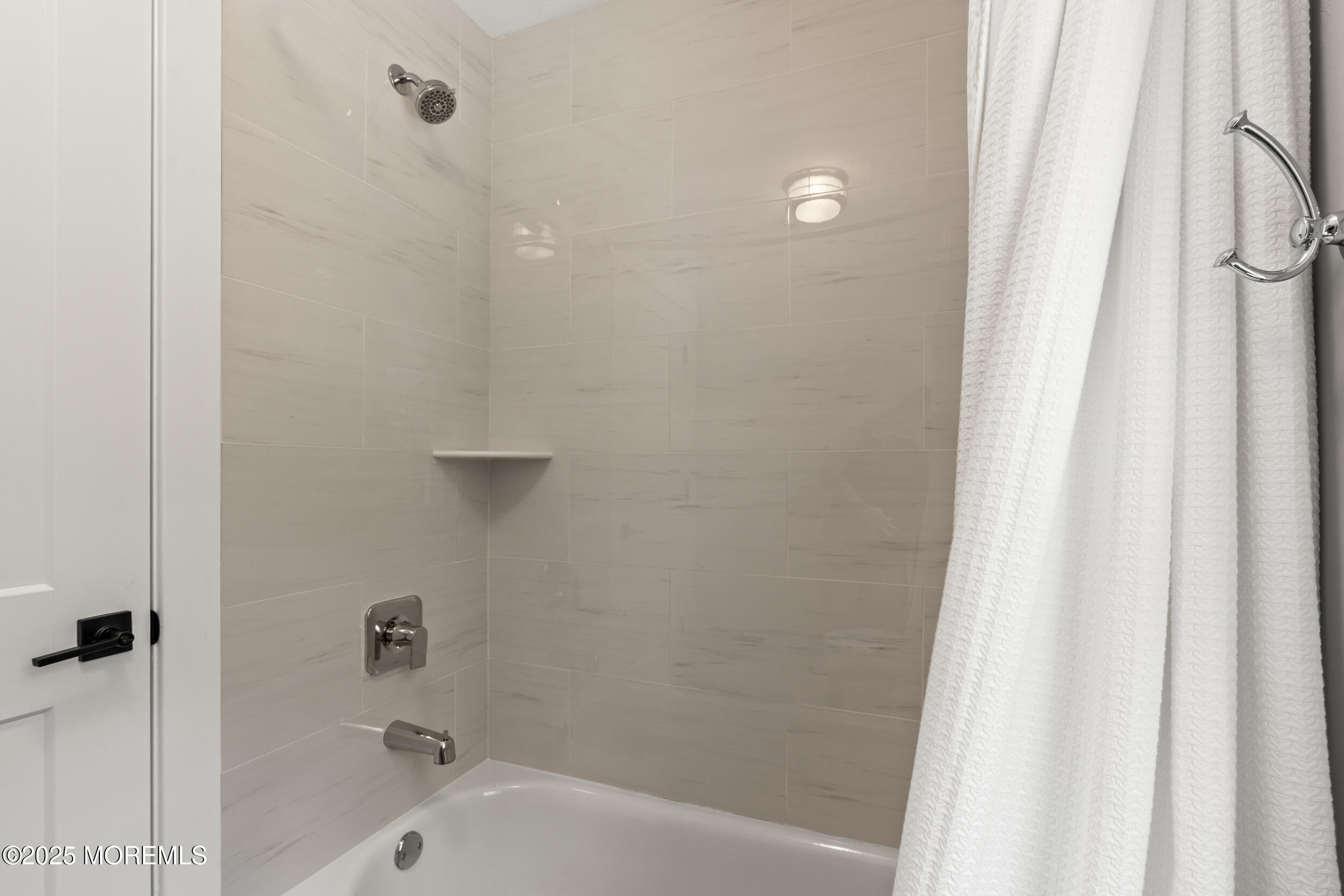 2 Tiffany Court, Farmingdale, NJ, 07727 image 85