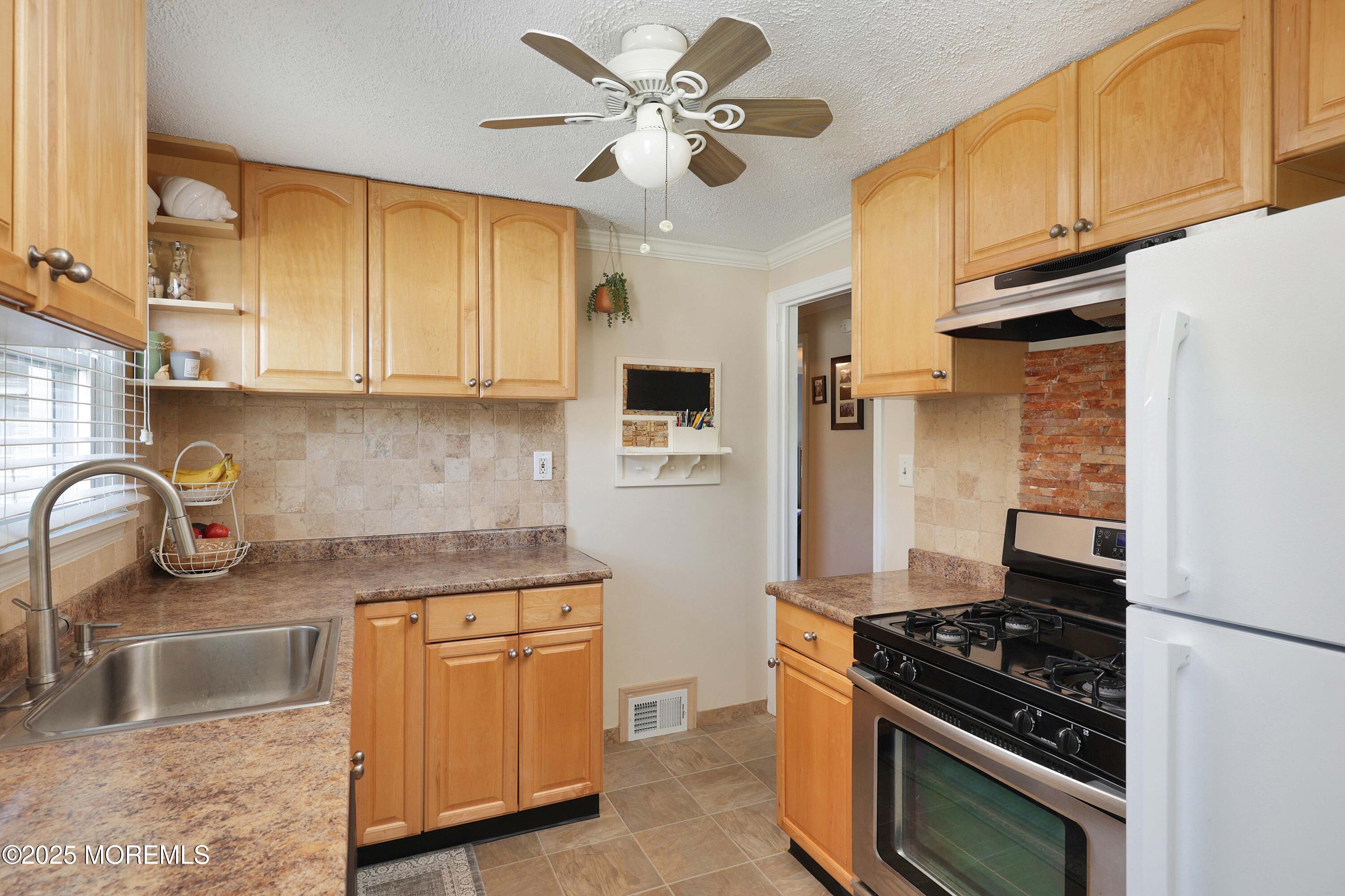 1320 Birch Avenue, Ocean Twp, NJ, 07712 image 14