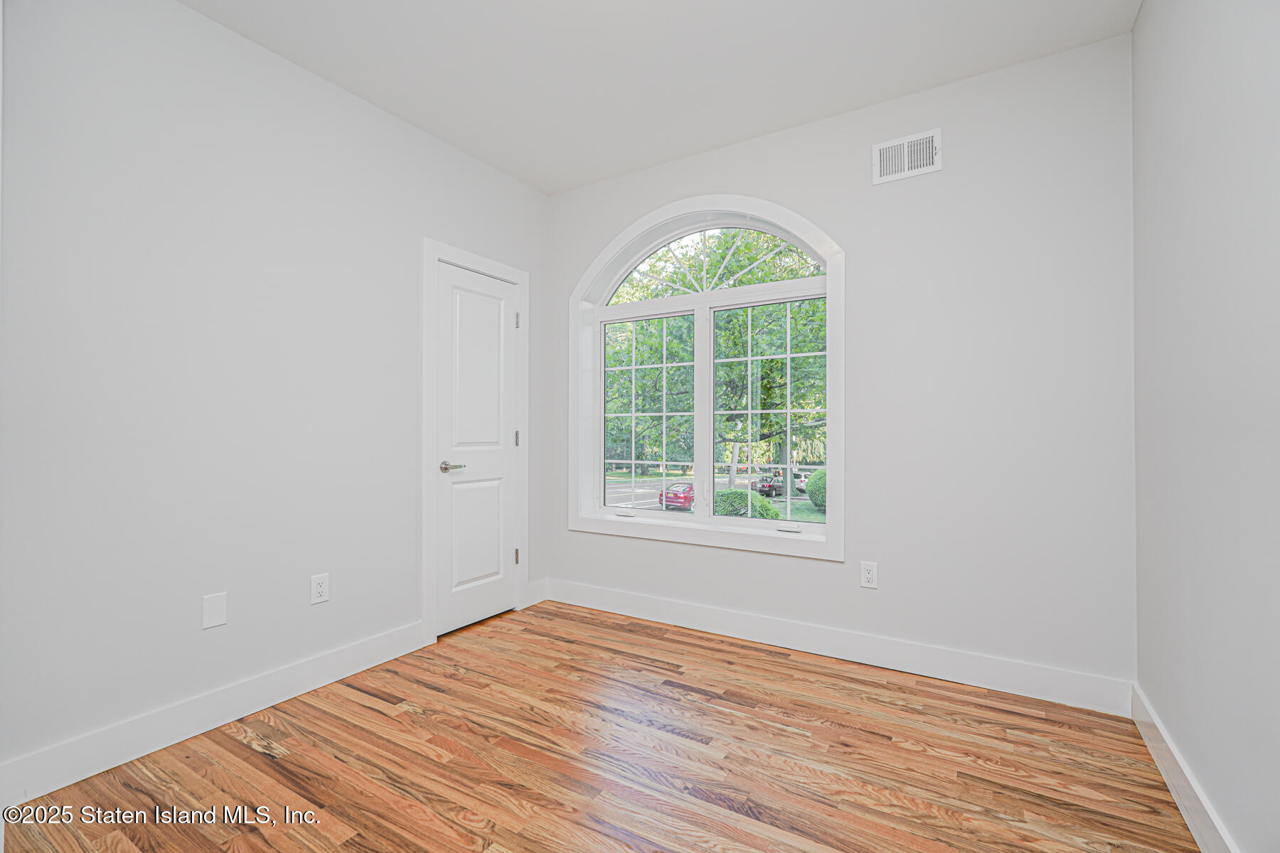 6 Ludwig Street, Staten Island, NY, 10310 image 44