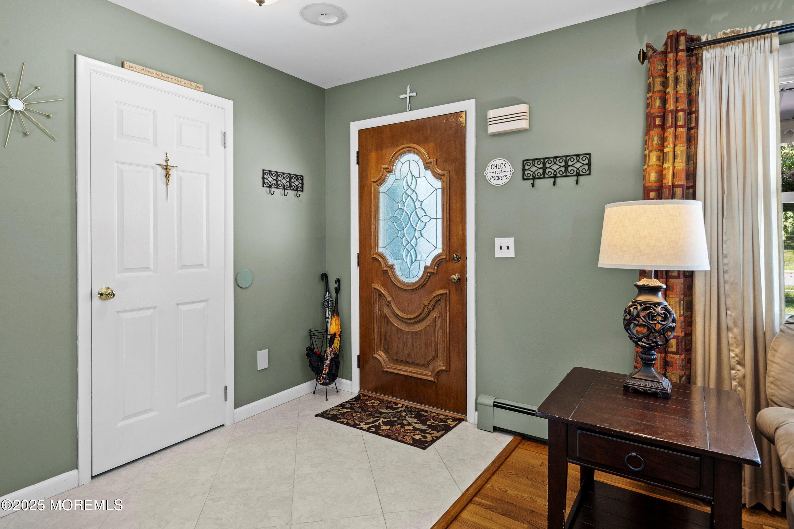 96 Curtis Place Image 3