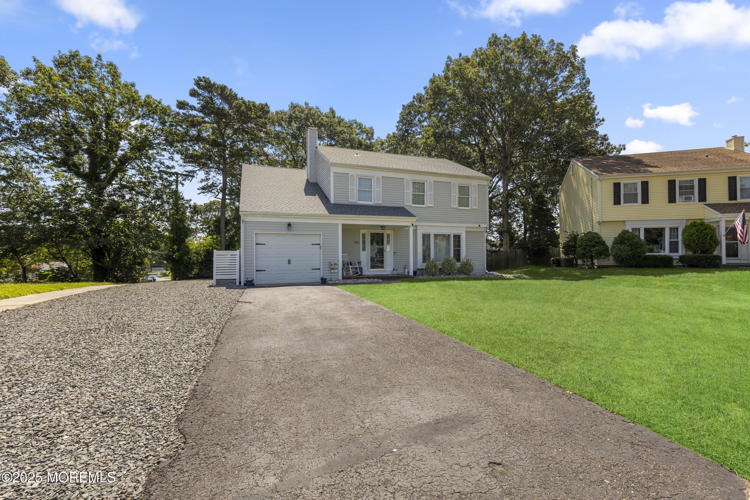 1431 Weeping Willow Court Image 2