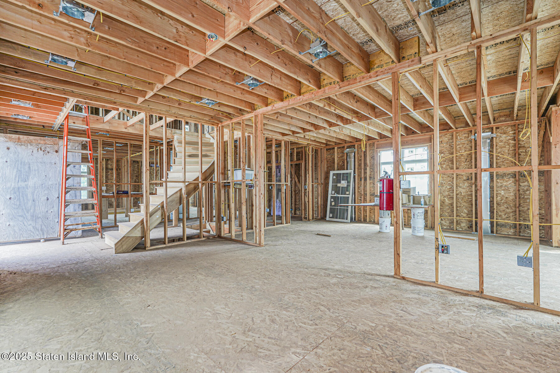 6 Eltinge Street Image 5