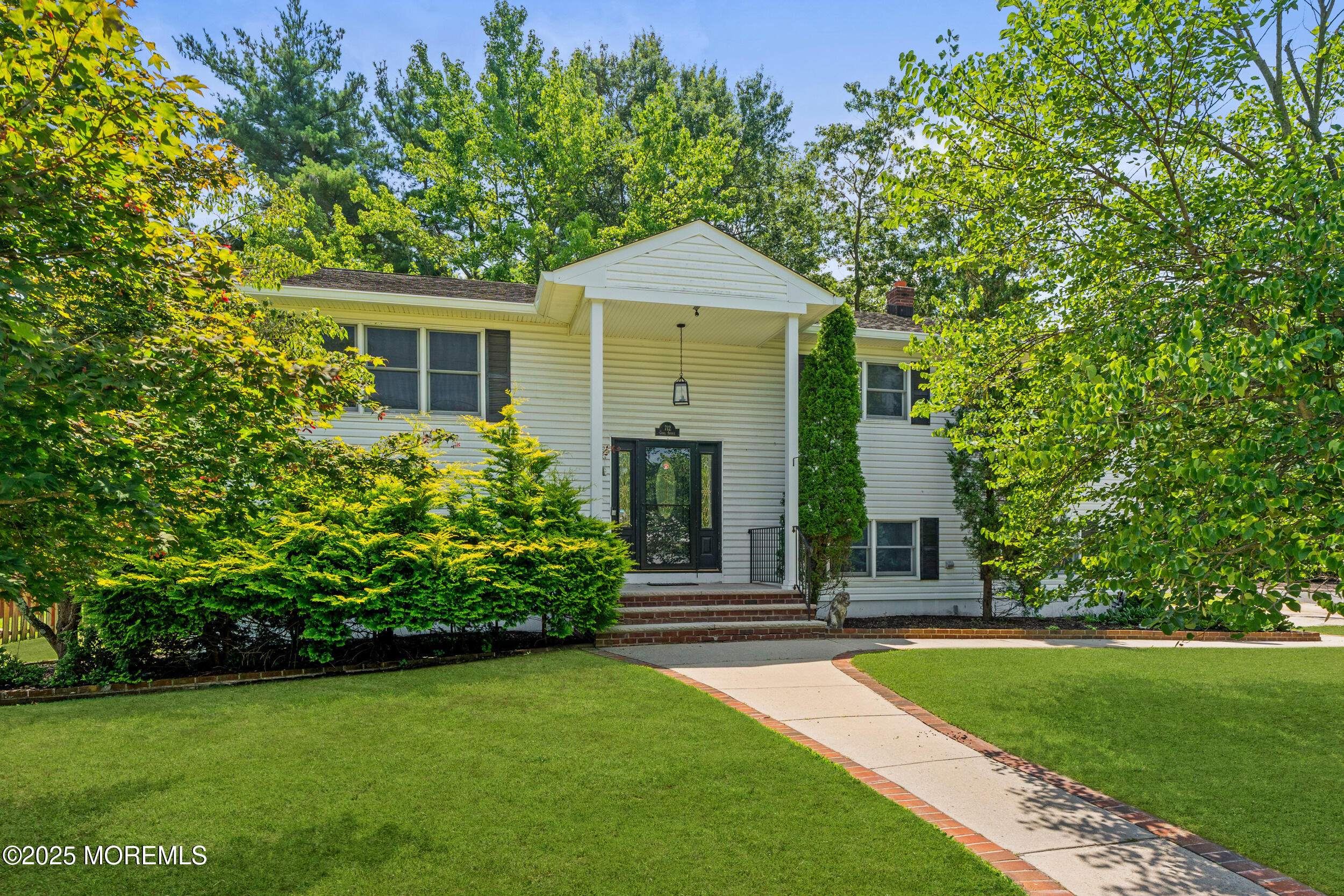 712 Carol Avenue, Oakhurst, NJ, 07755 image 34