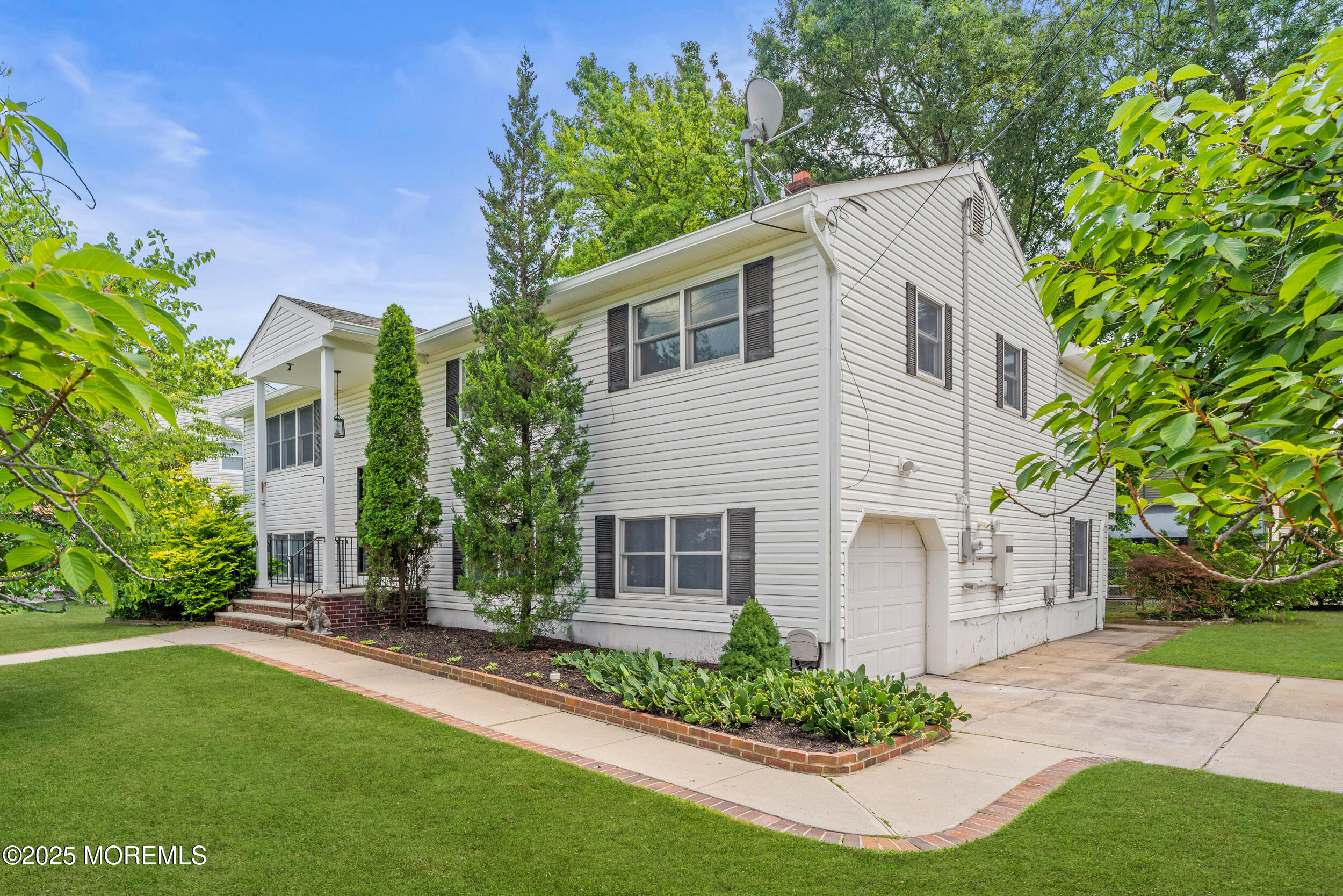 712 Carol Avenue, Oakhurst, NJ, 07755 image 35