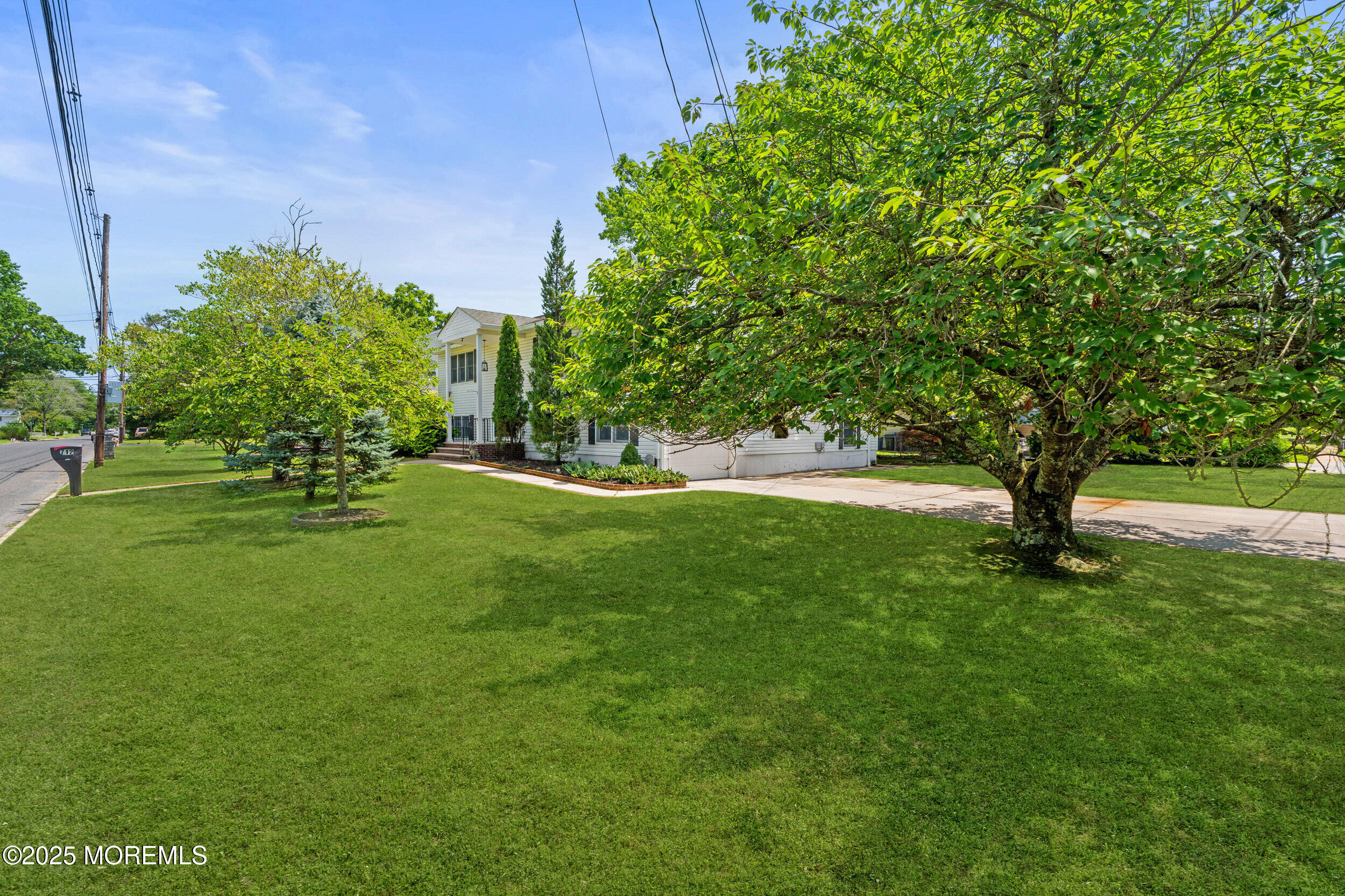 712 Carol Avenue, Oakhurst, NJ, 07755 image 37