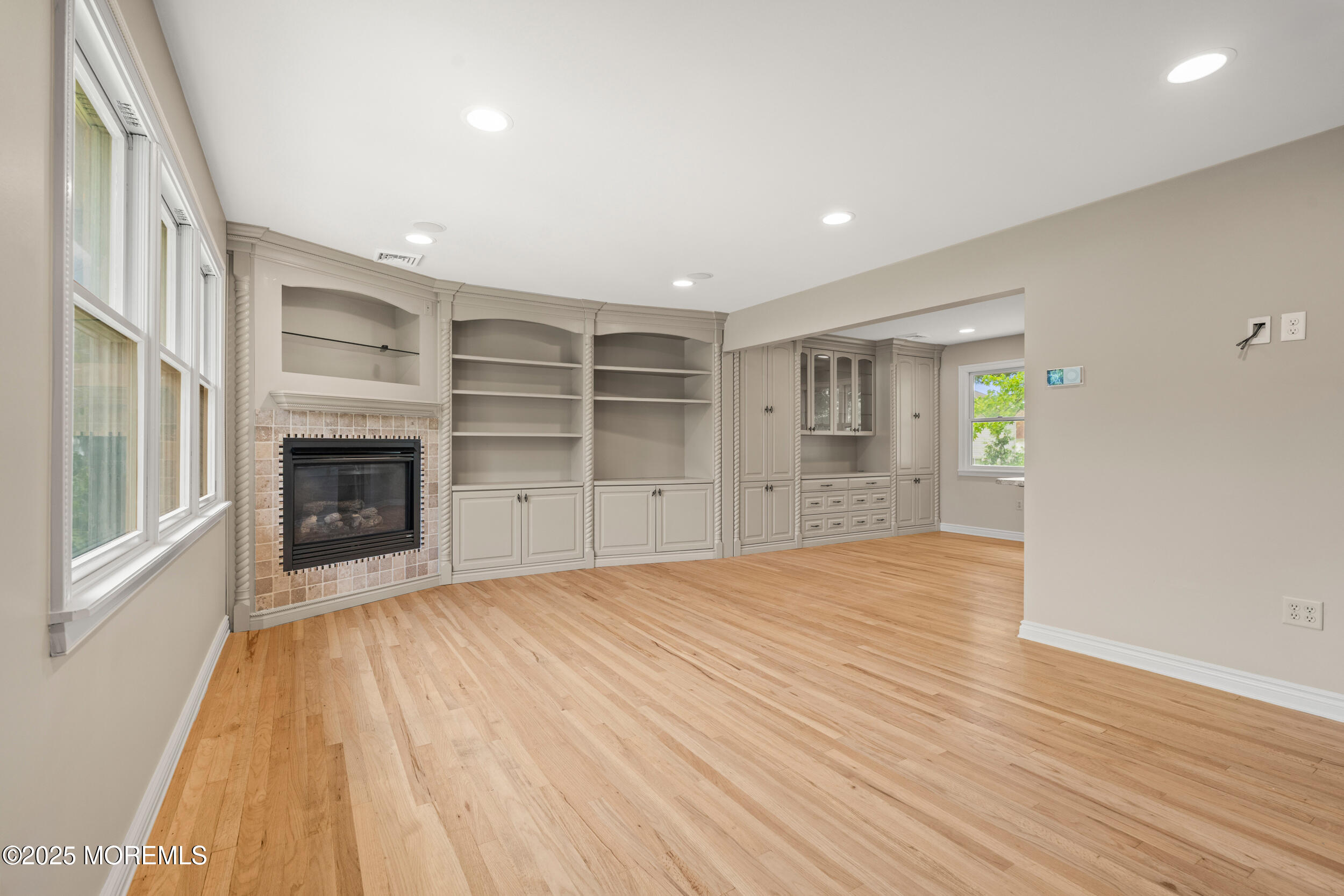 712 Carol Avenue Image 3