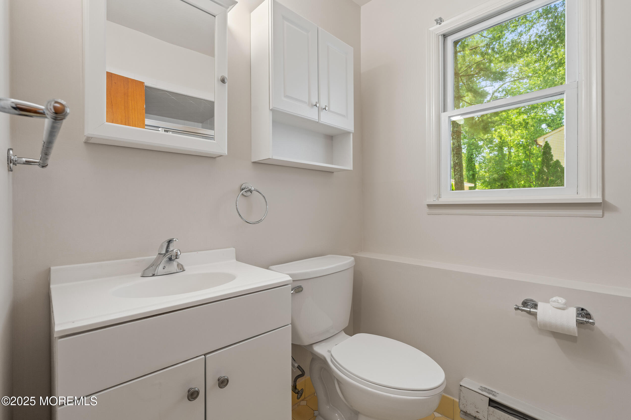712 Carol Avenue, Oakhurst, NJ, 07755 image 22