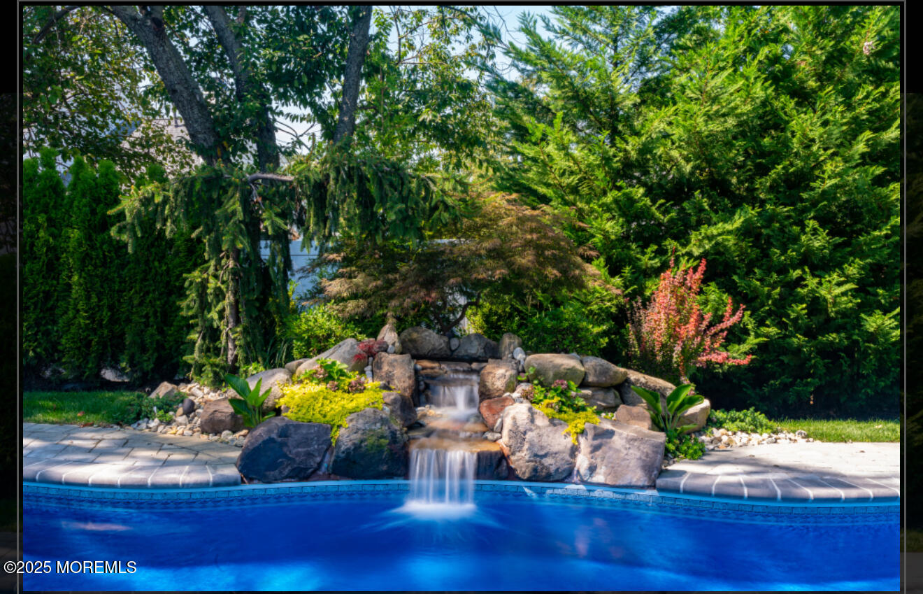 221 Seton Hall Drive Image 2