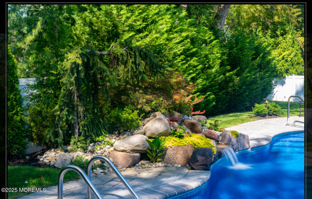 221 Seton Hall Drive Image 4