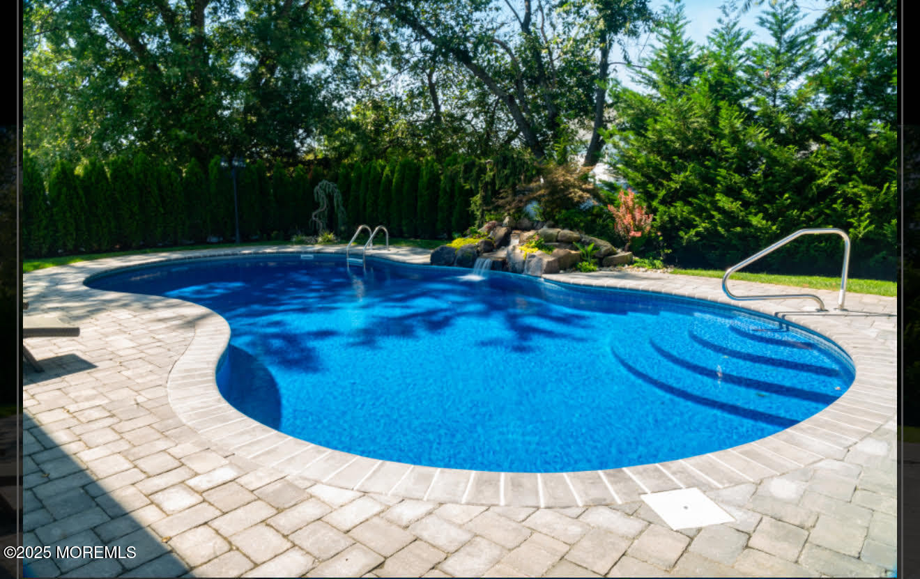 221 Seton Hall Drive Image 3