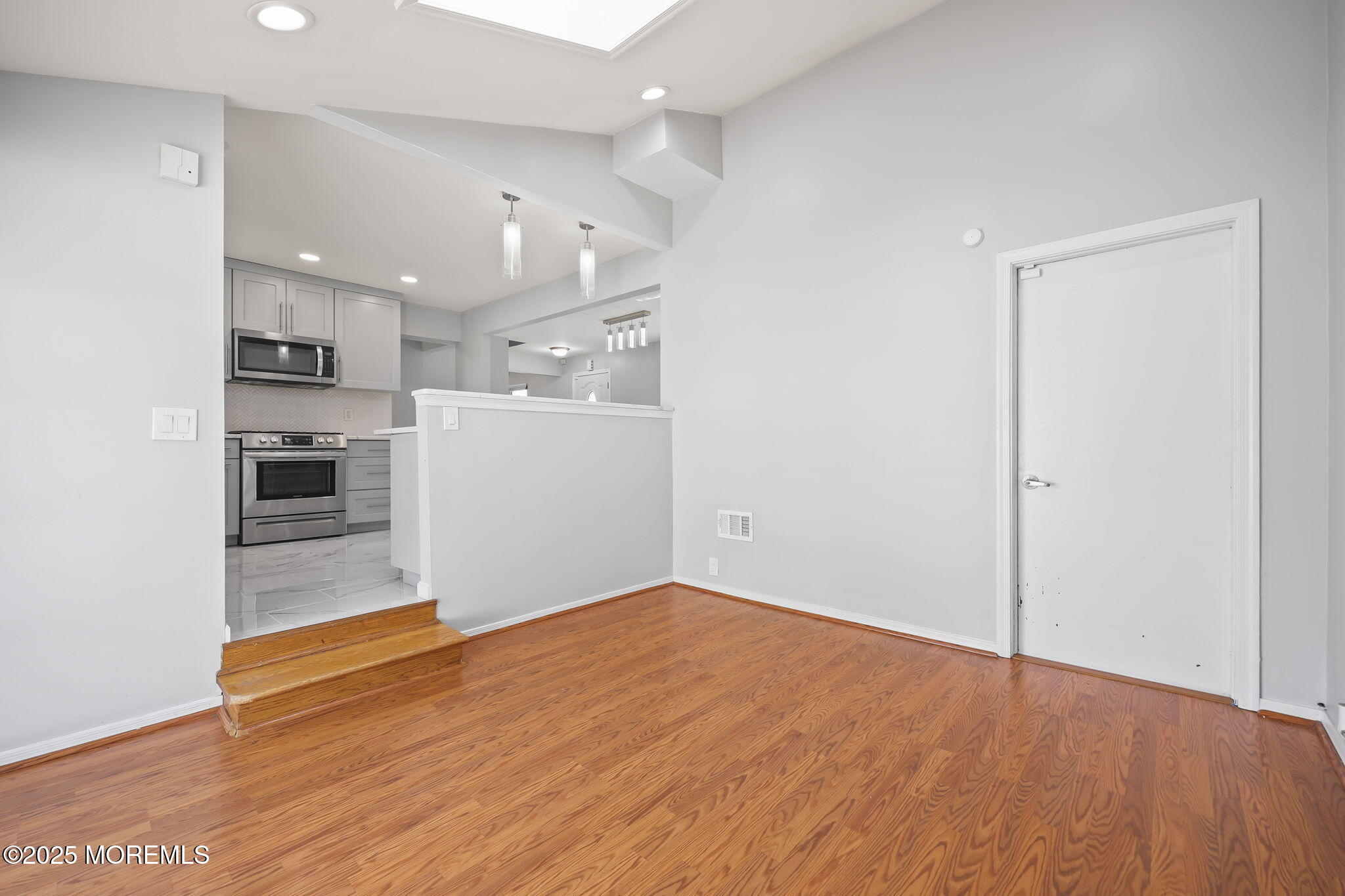 4 Thomas Street, Old Bridge, NJ, 08857 image 16