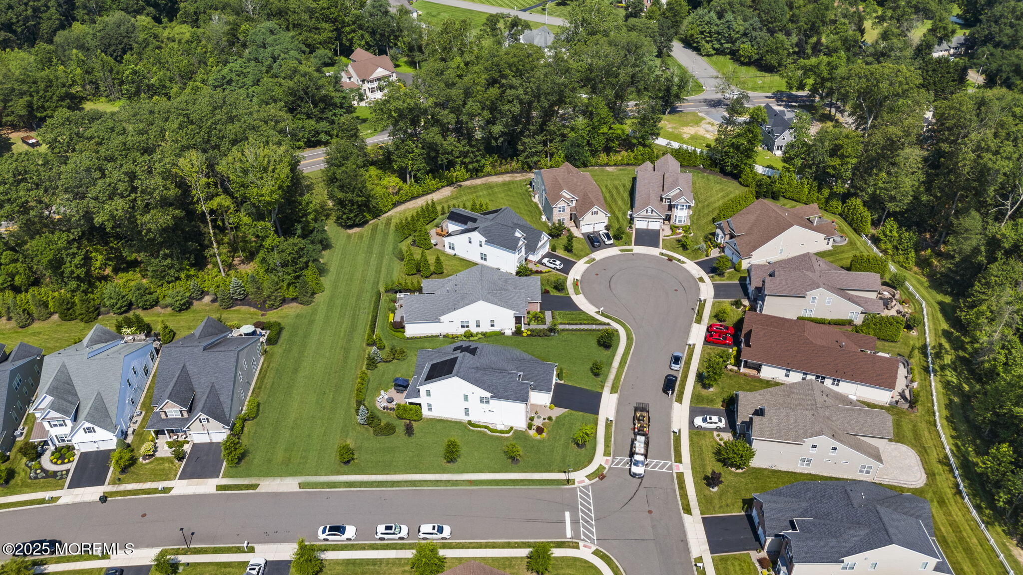 90 Legacy Court Image 5